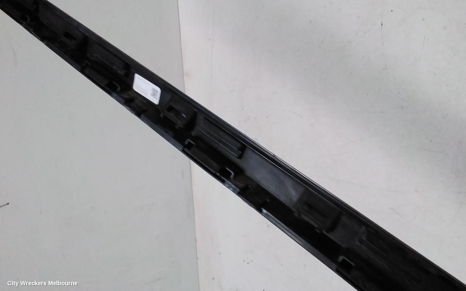 VOLKSWAGEN GOLF SIDE STEP/SKIRT, GEN 8, RH SIDE, R-LINE, 09/2020 ONWARDS