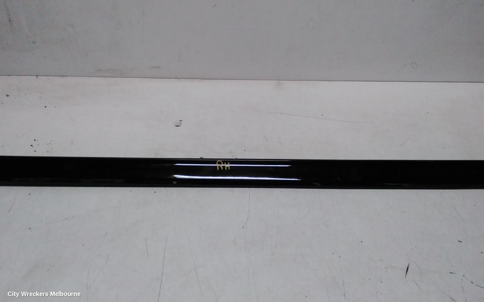 VOLKSWAGEN GOLF SIDE STEP/SKIRT, GEN 8, RH SIDE, R-LINE, 09/2020 ONWARDS