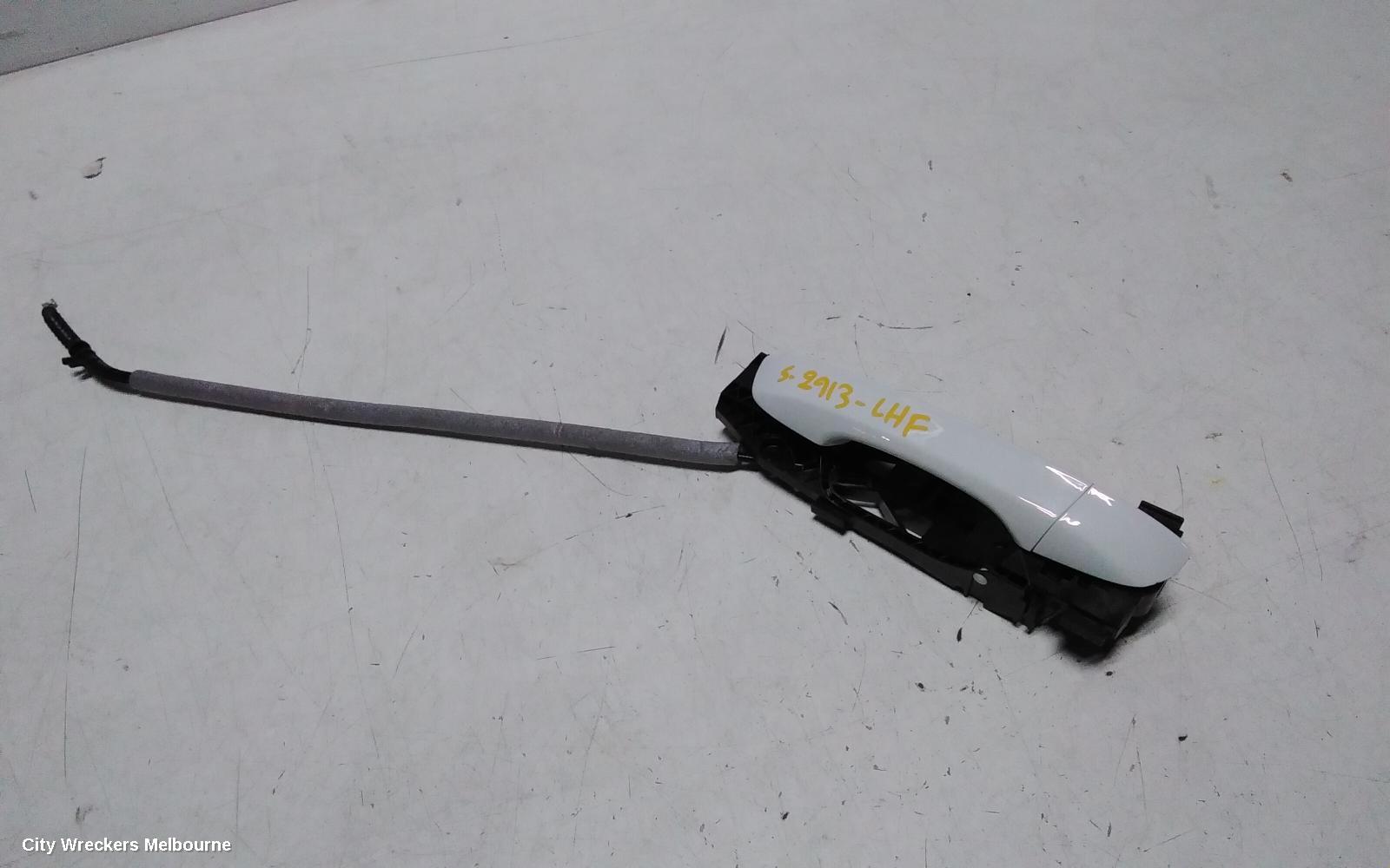 VOLKSWAGEN POLO DOOR HANDLE, AE, LH FRONT, OUTER, W/ KEYLESS TYPE, 02/2022 ONWARDS