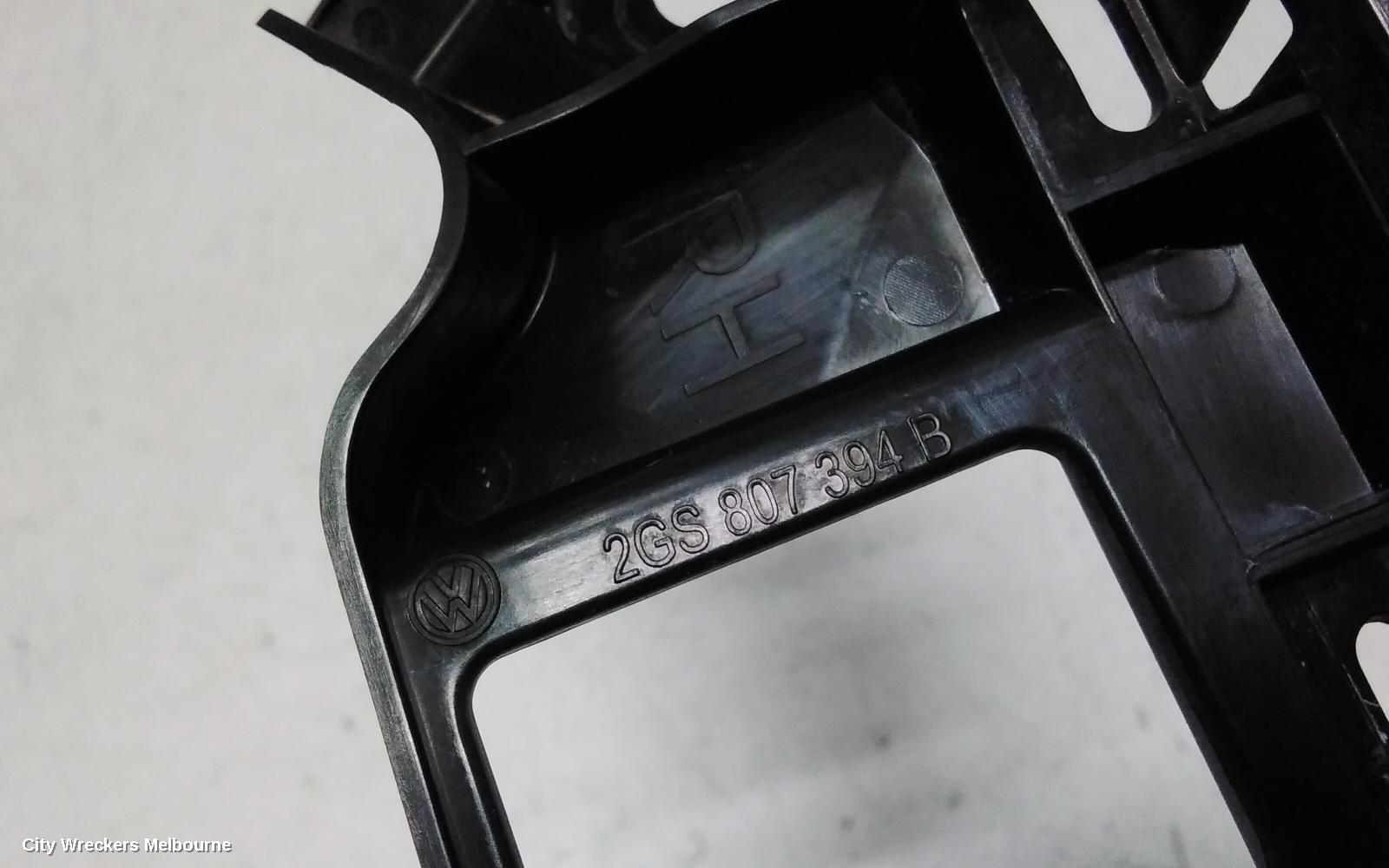 VOLKSWAGEN POLO, AW, 09/2017 ONWARDS, RHR BAR BRAKET: 143535