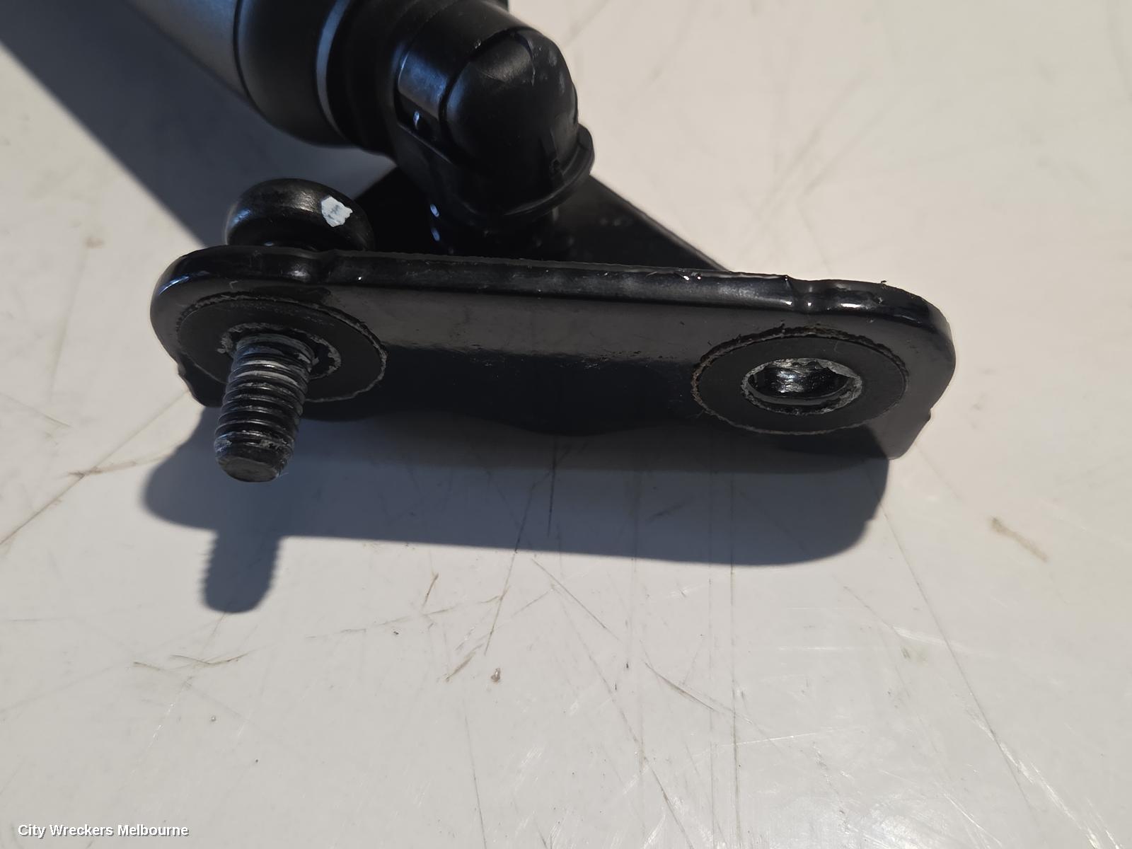 JAECOO J5 HATCH STRUT, 1ST GEN, 08/2025 ONWARDS