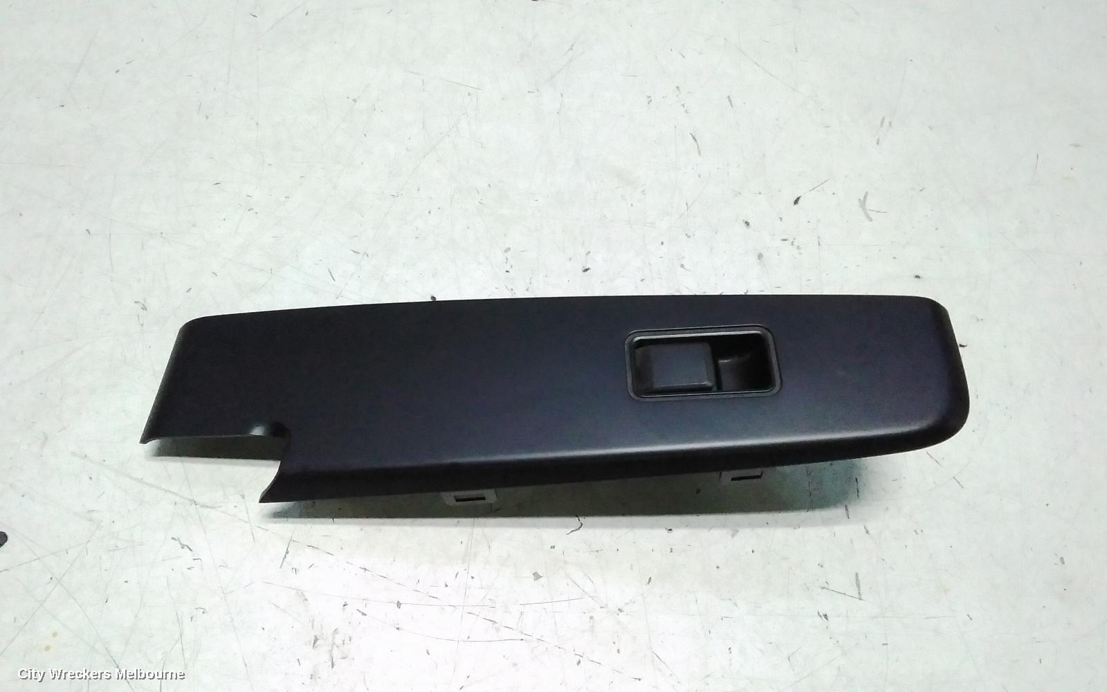 ISUZU DMAX PWR DR WIND SWITCH, LH FRONT, RG, 07/2020 ONWARDS