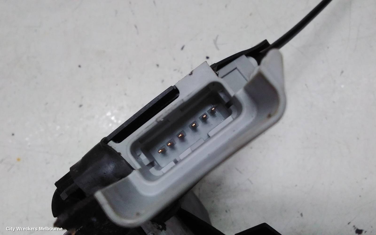 KIA CARNIVAL/GRAND CARNIVAL DOOR/BOOT/GATE LOCK, LEFT FRONT DOOR LOCK, VQ, 12/2005 - 06/2008