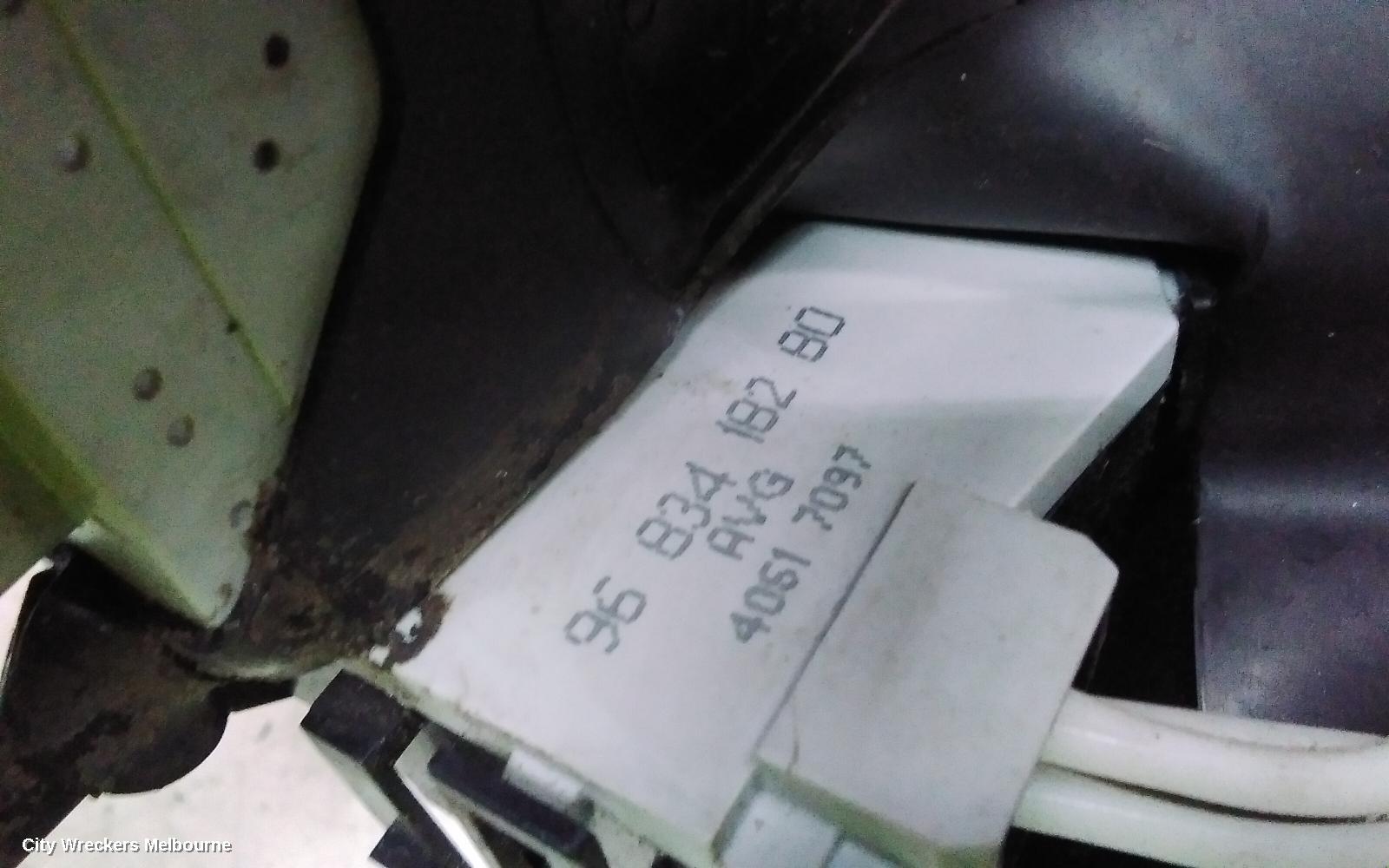 KIA CARNIVAL/GRAND CARNIVAL DOOR/BOOT/GATE LOCK, LEFT FRONT DOOR LOCK, VQ, 12/2005 - 06/2008