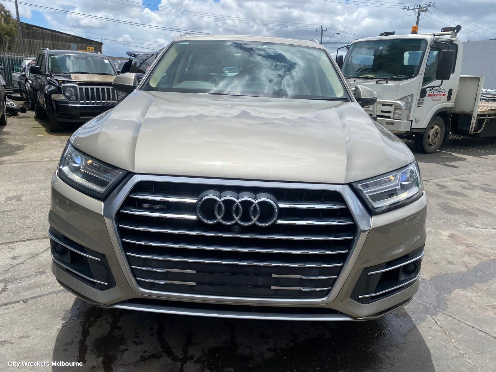 AUDI Q7 GRAB HANDLE, 4M, 07/2015 ONWARDS
