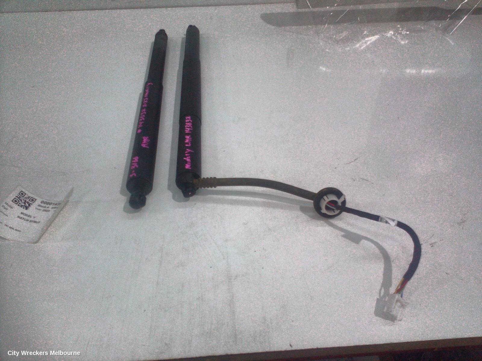 TESLA MODEL Y HATCH STRUT, 1ST GEN, 03/2022 ONWARDS