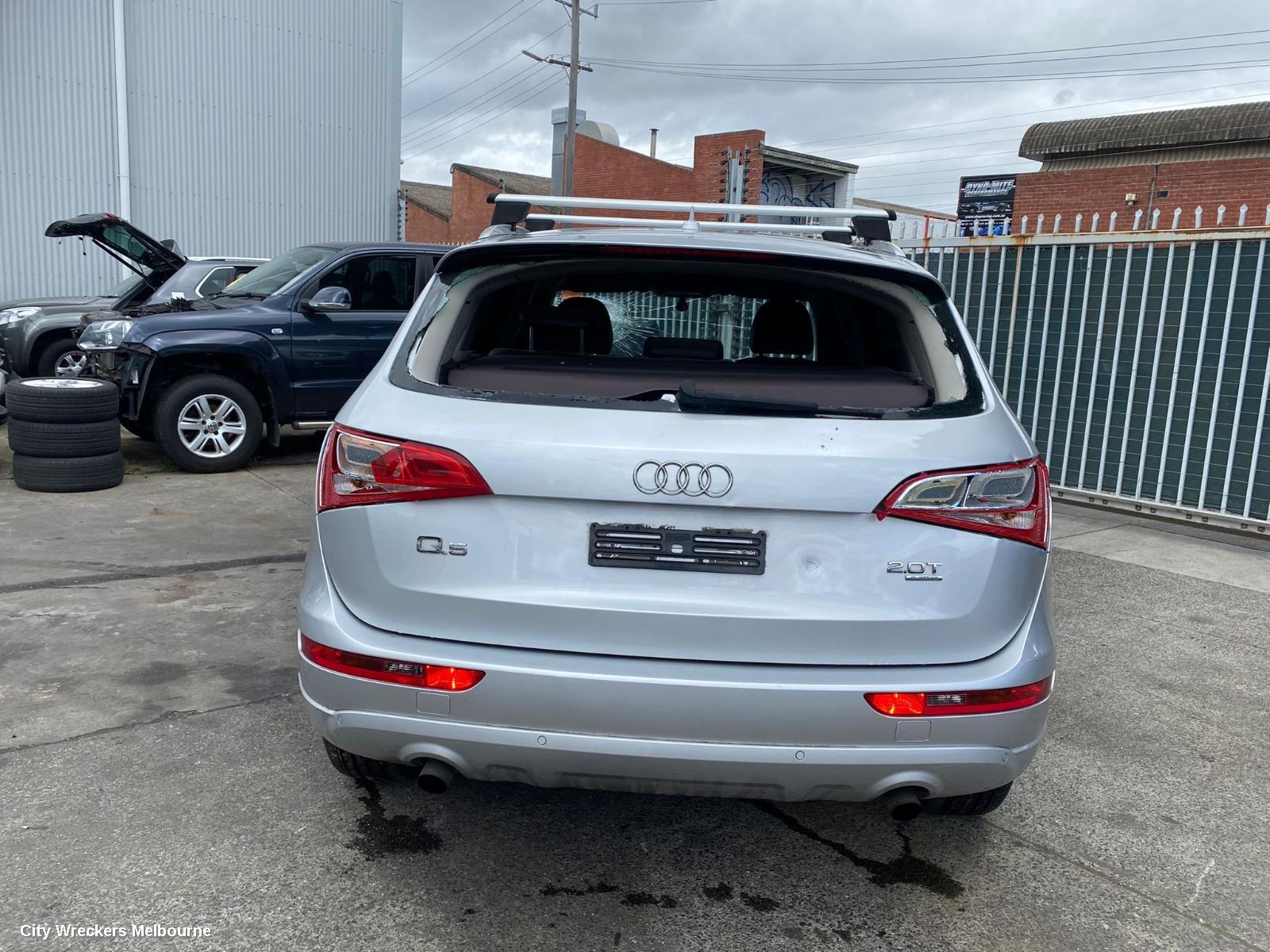 AUDI Q5 ECU, ENGINE ECU, 2.0, PETROL, CDNC CODE, ECU ONLY, 8R, 03/2009 - 10/2012