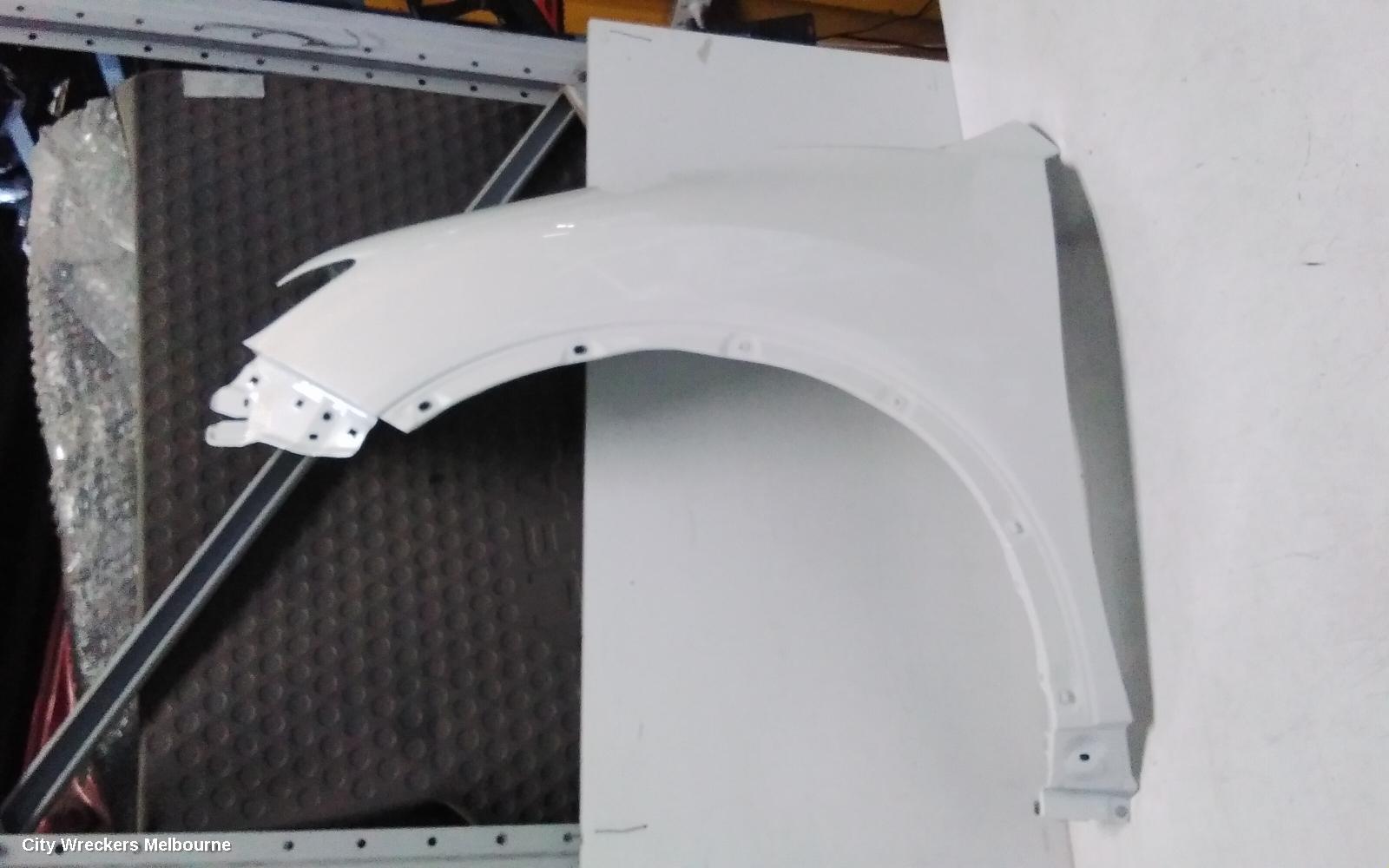 NISSAN XTRAIL LEFT GUARD, T32, 02/2014 - 07/2022