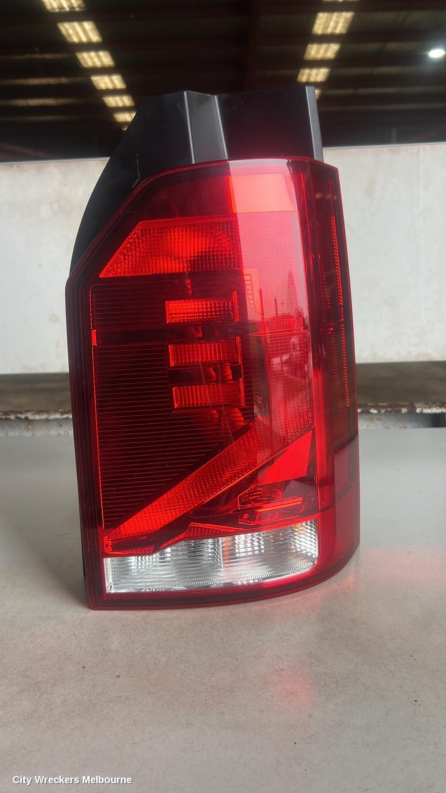 VOLKSWAGEN TRANSPORTER RIGHT TAILLIGHT, T6, IN BODY, HALOGEN TYPE, 08/2020 - 08/2024