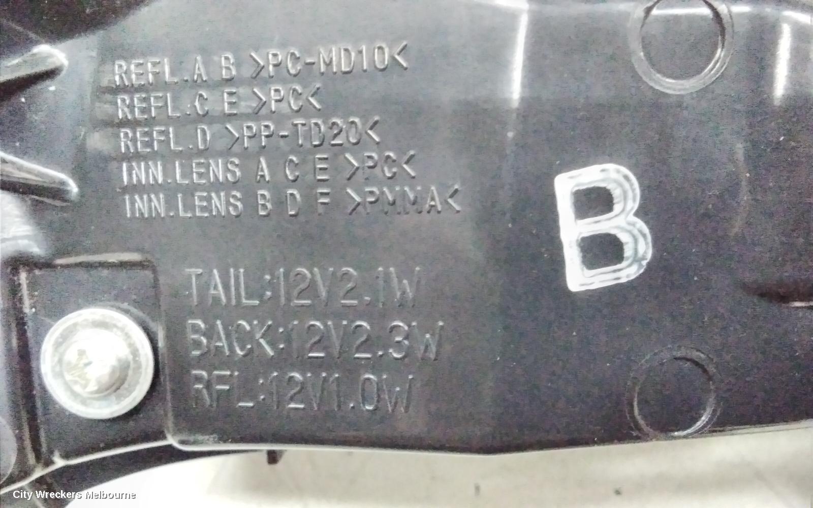HONDA HRV REAR GARNISH, TAILGATE LAMP (RH SIDE), W/ LED TYPE, RV, 03/2024 ONWARDS