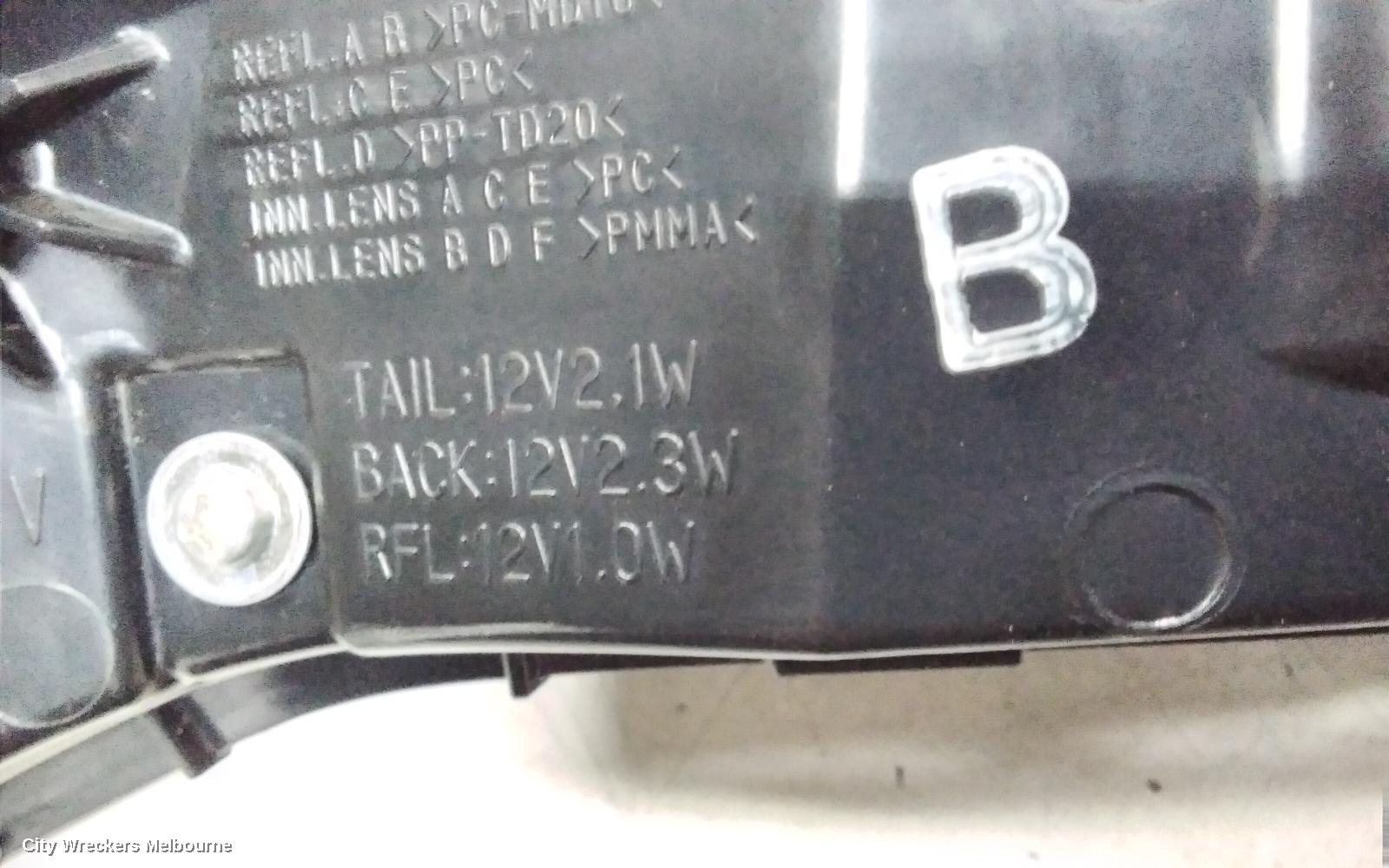 HONDA HRV REAR GARNISH, TAILGATE LAMP (RH SIDE), W/ LED TYPE, RV, 03/2024 ONWARDS