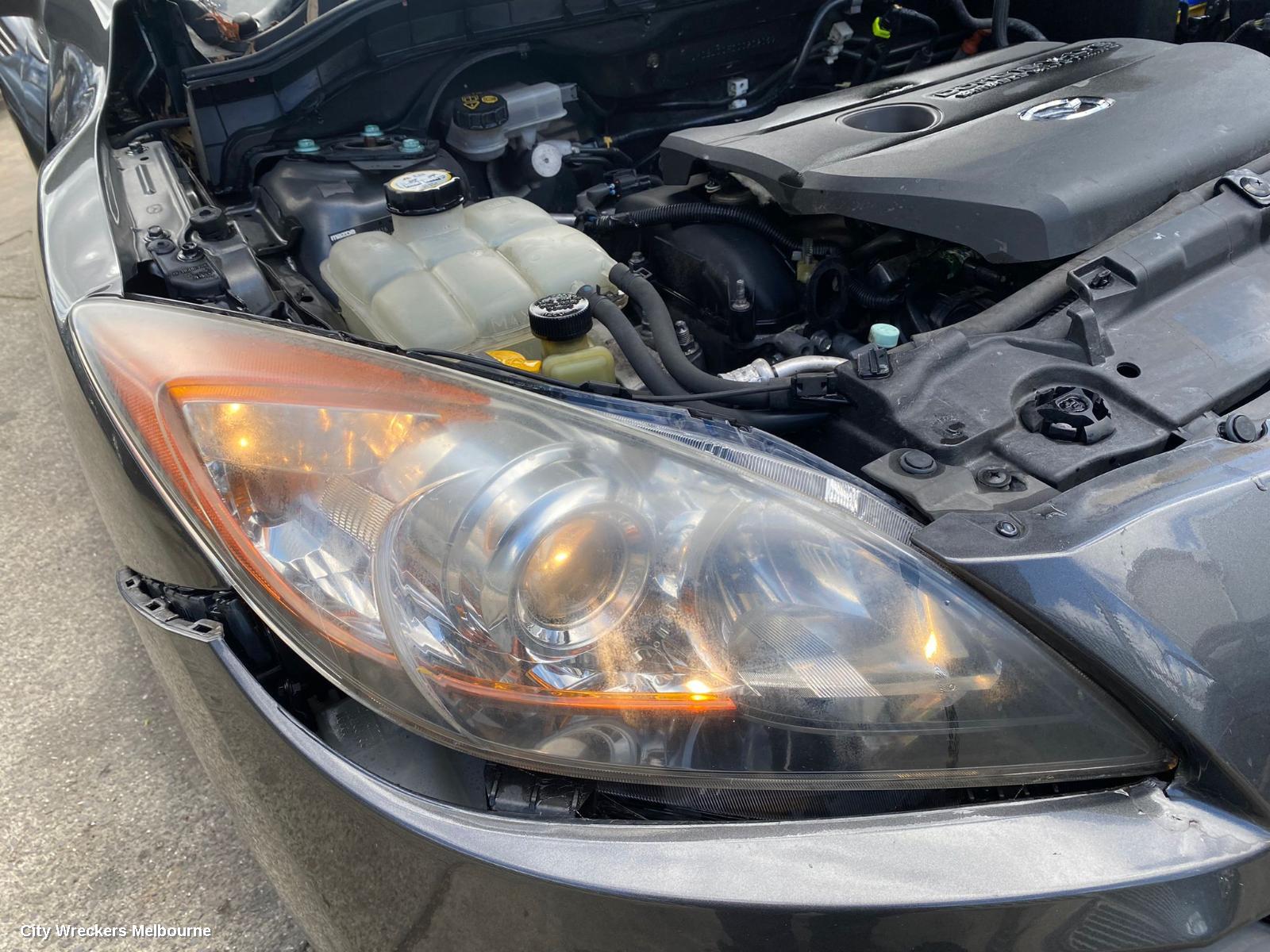 MAZDA 3 HIGH LEVEL STOPLIGHT, BL, SEDAN TYPE, 04/2009 - 06/2013