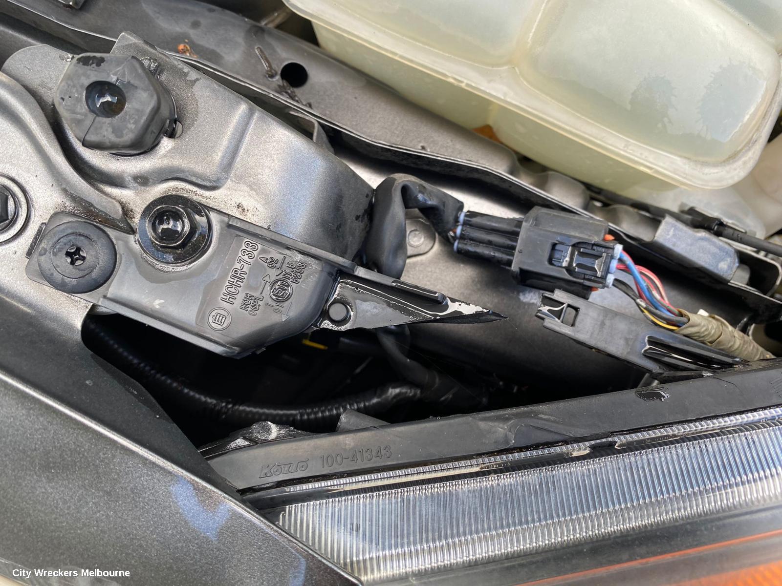 MAZDA 3 HIGH LEVEL STOPLIGHT, BL, SEDAN TYPE, 04/2009 - 06/2013