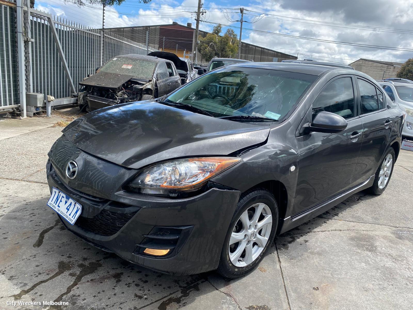 MAZDA 3 HIGH LEVEL STOPLIGHT, BL, SEDAN TYPE, 04/2009 - 06/2013