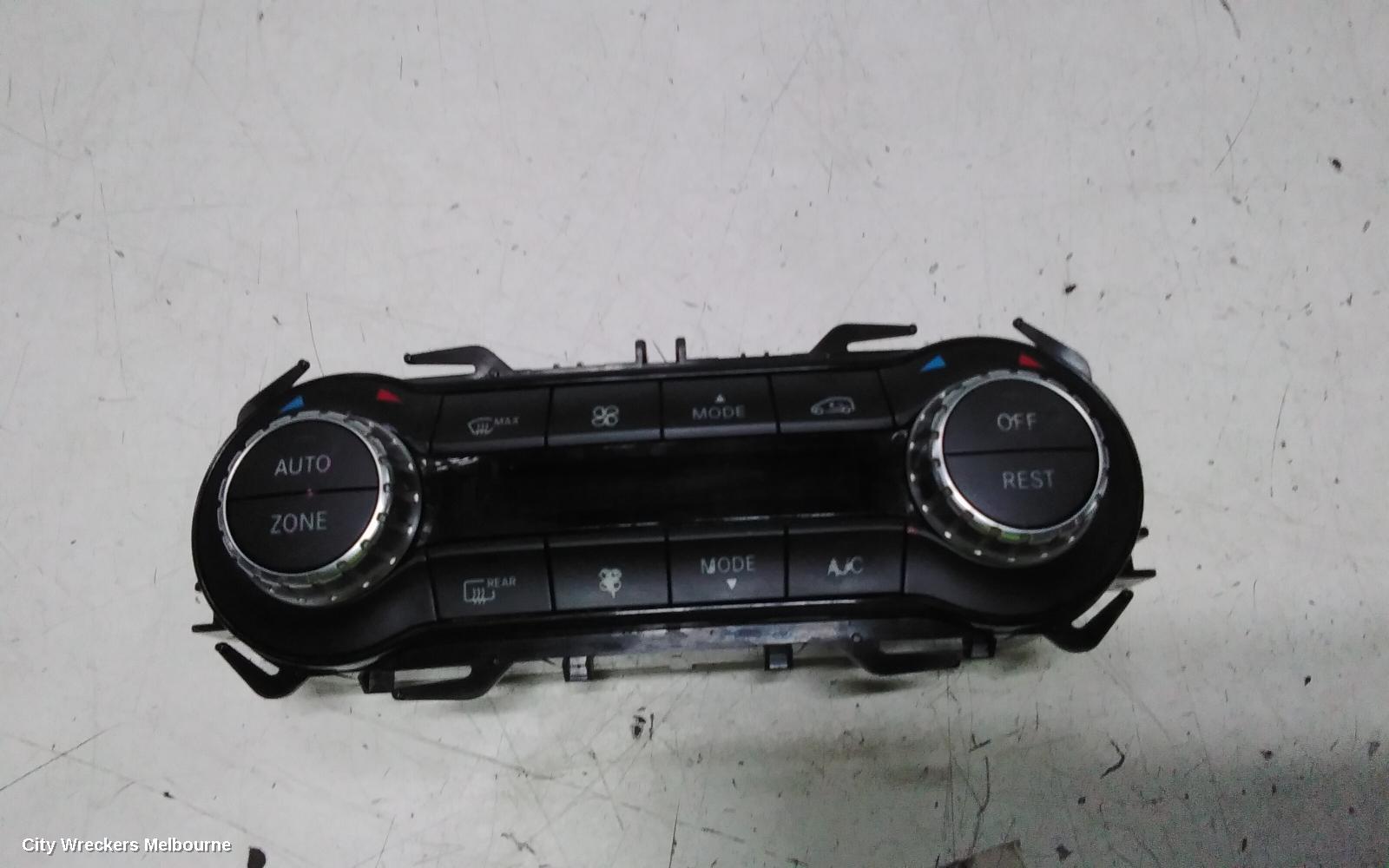 MERCEDES CLA CLASS HEATER/AC CONTROLS, C117, DUAL ZONE CLIMATE CONTROL TYPE, 10/2013 - 02/2019
