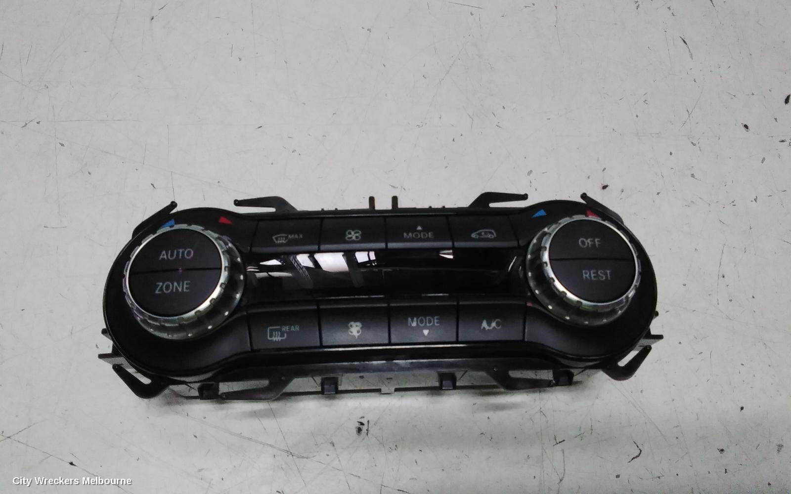 MERCEDES CLA CLASS HEATER/AC CONTROLS, C117, DUAL ZONE CLIMATE CONTROL TYPE, 10/2013 - 02/2019