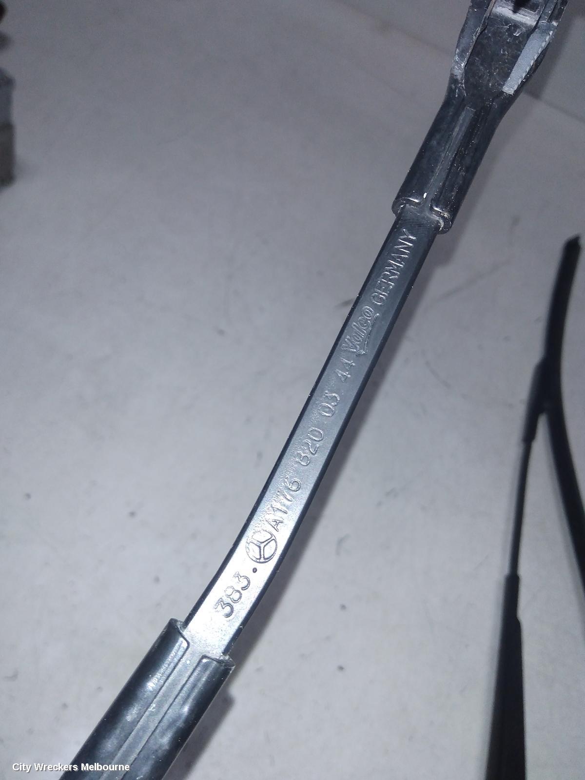 MERCEDES CLA CLASS WIPER ARM, C117, PAIR, 10/2013 - 02/2019