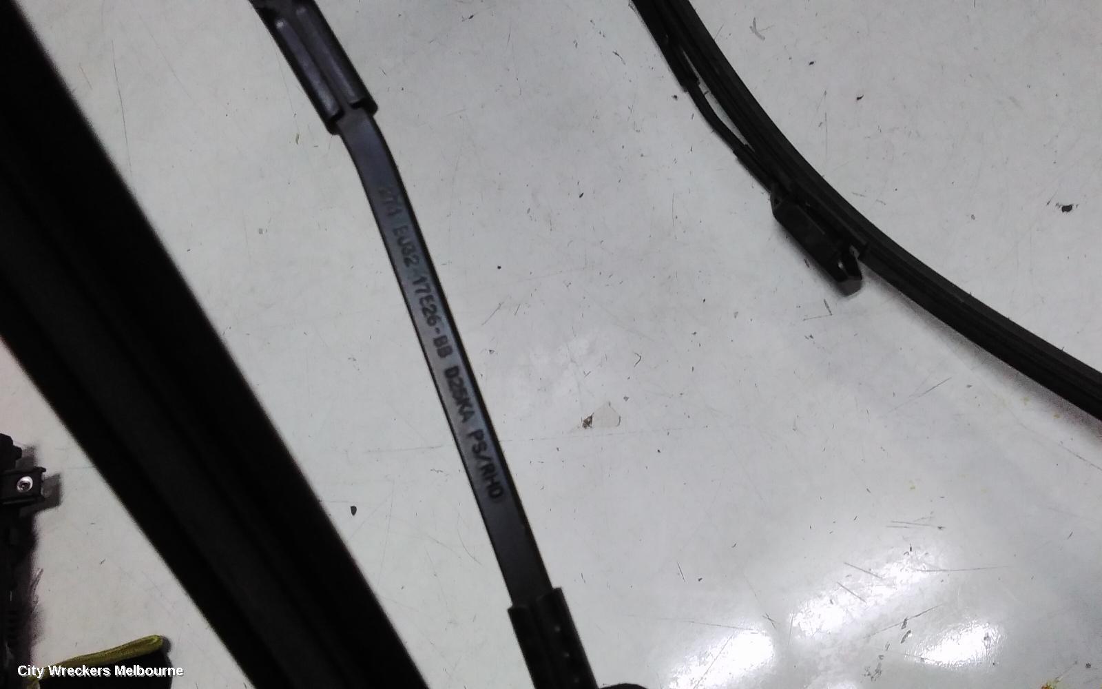 LAND ROVER RANGEROVER EVOQUE WIPER ARM, L538, PAIR, 11/2011 - 01/2019