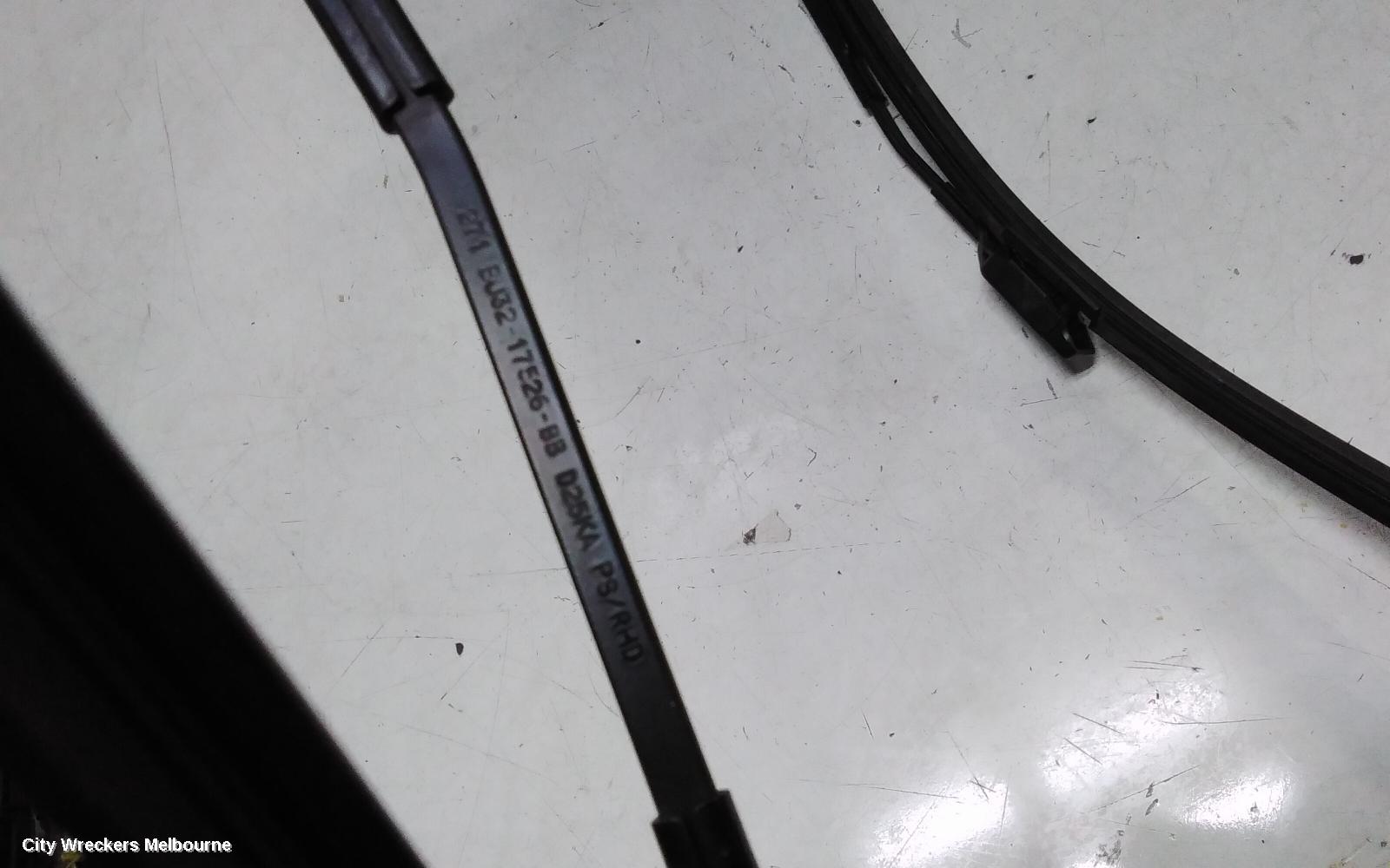 LAND ROVER RANGEROVER EVOQUE WIPER ARM, L538, PAIR, 11/2011 - 01/2019