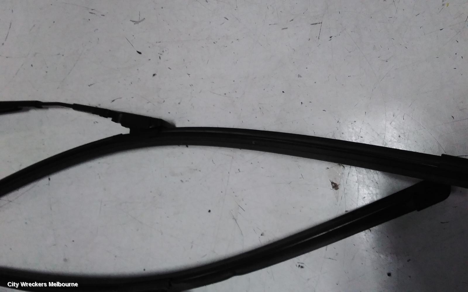 LAND ROVER RANGEROVER EVOQUE WIPER ARM, L538, PAIR, 11/2011 - 01/2019