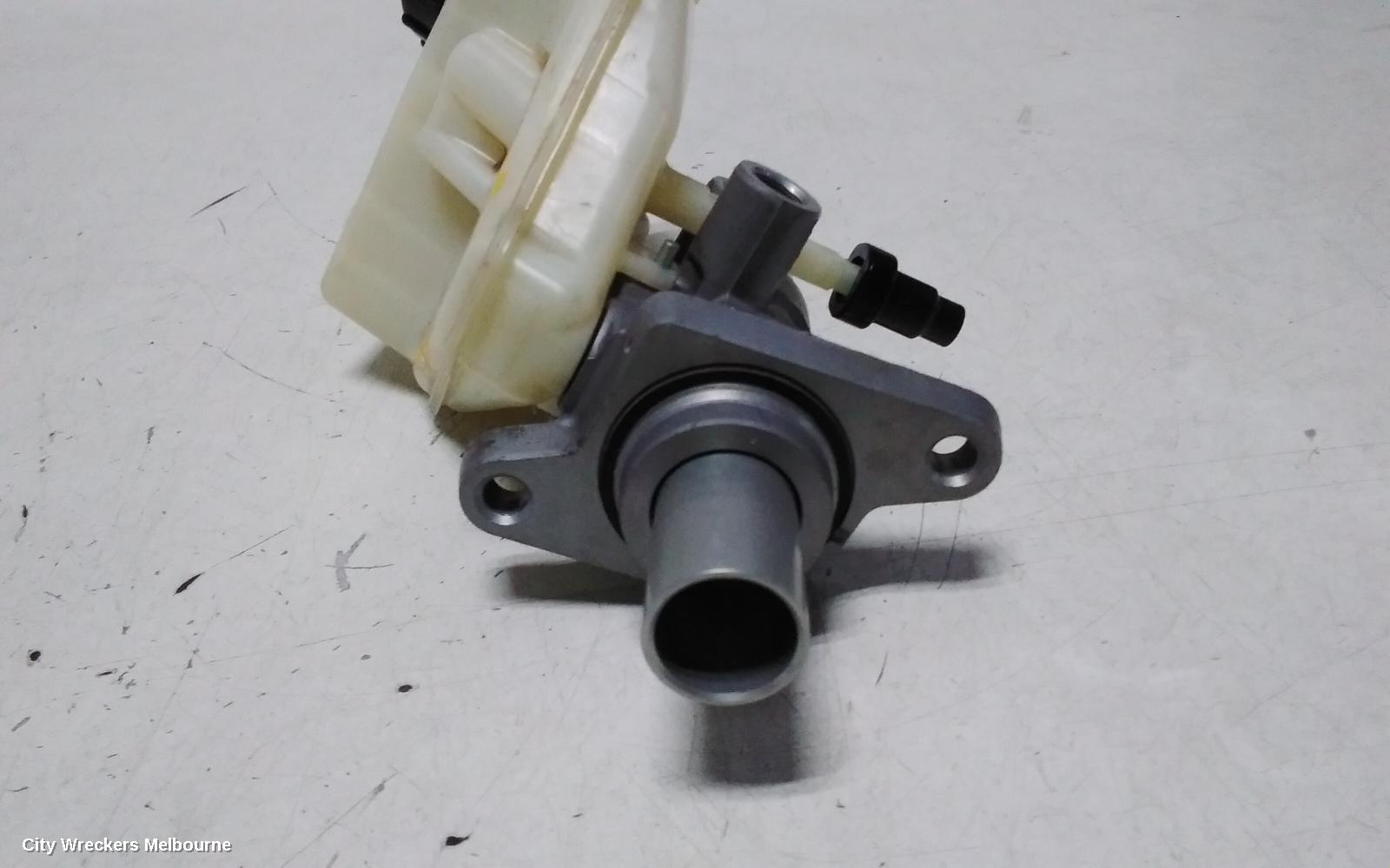 LAND ROVER RANGEROVER EVOQUE MASTER CYLINDER, L538, 11/2011 - 01/2019