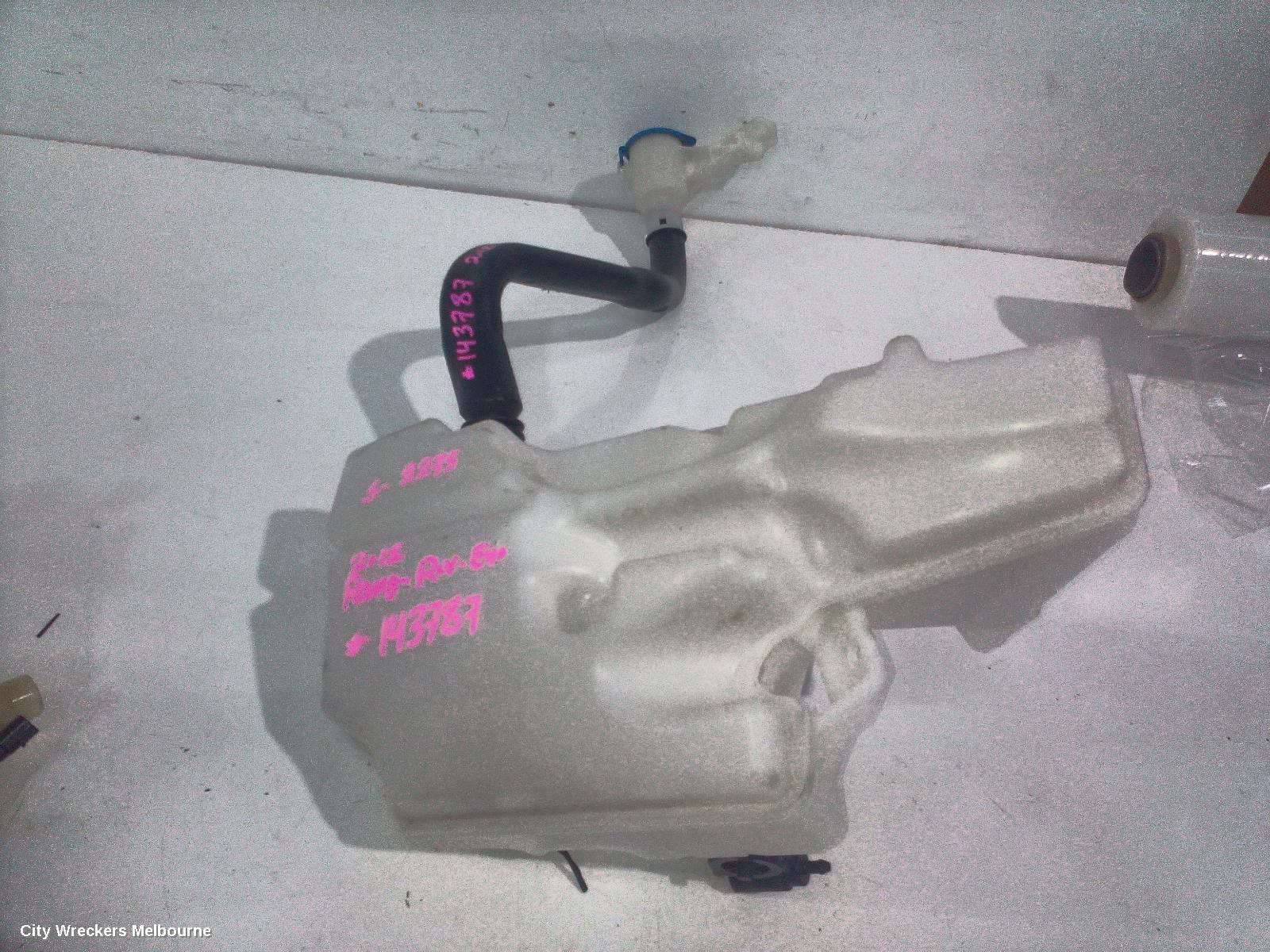 LAND ROVER RANGEROVER EVOQUE WASHER BOTTLE, L538, NON H/LAMP WASHER TYPE, 11/2011 - 01/2019