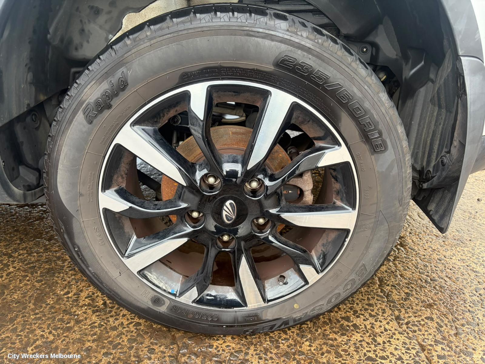 MAHINDRA XUV500 WHEEL MAG, FACTORY, 18X8IN, 10 SPOKE, BLACK/GREY, W6/W8/W10, 03/2018 - 12/2022
