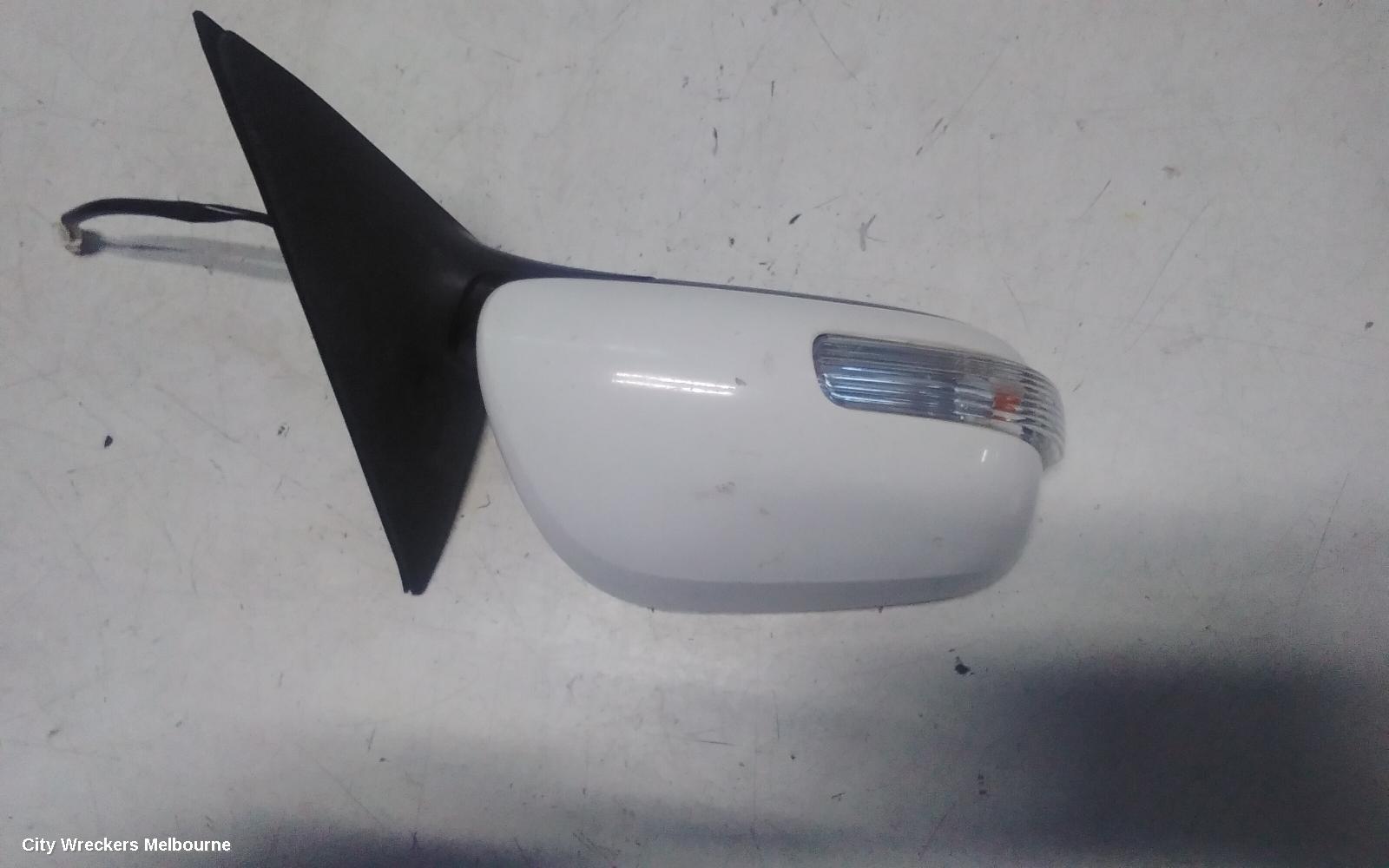 TOYOTA AURION RIGHT DOOR MIRROR, GSV40R, STANDARD TYPE, 10/2006 - 03/2012