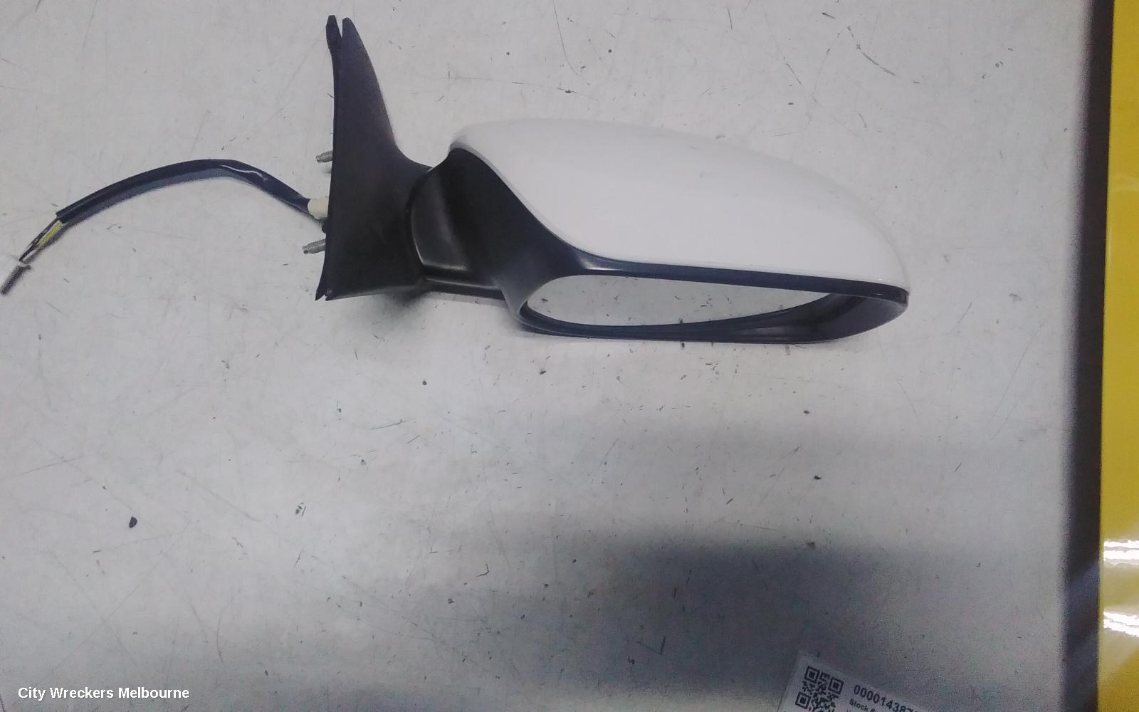 TOYOTA AURION RIGHT DOOR MIRROR, GSV40R, STANDARD TYPE, 10/2006 - 03/2012