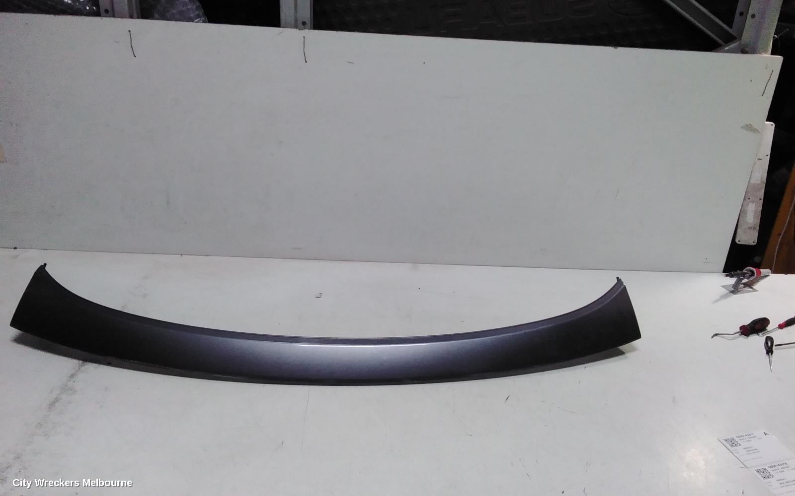 CHERY OMODA 5 REAR GARNISH, T34/T19C, TAILGATE LAMP (CENTRE), W/ LED TYPE, OMODA BADGE, 12/2022 ONWARDS