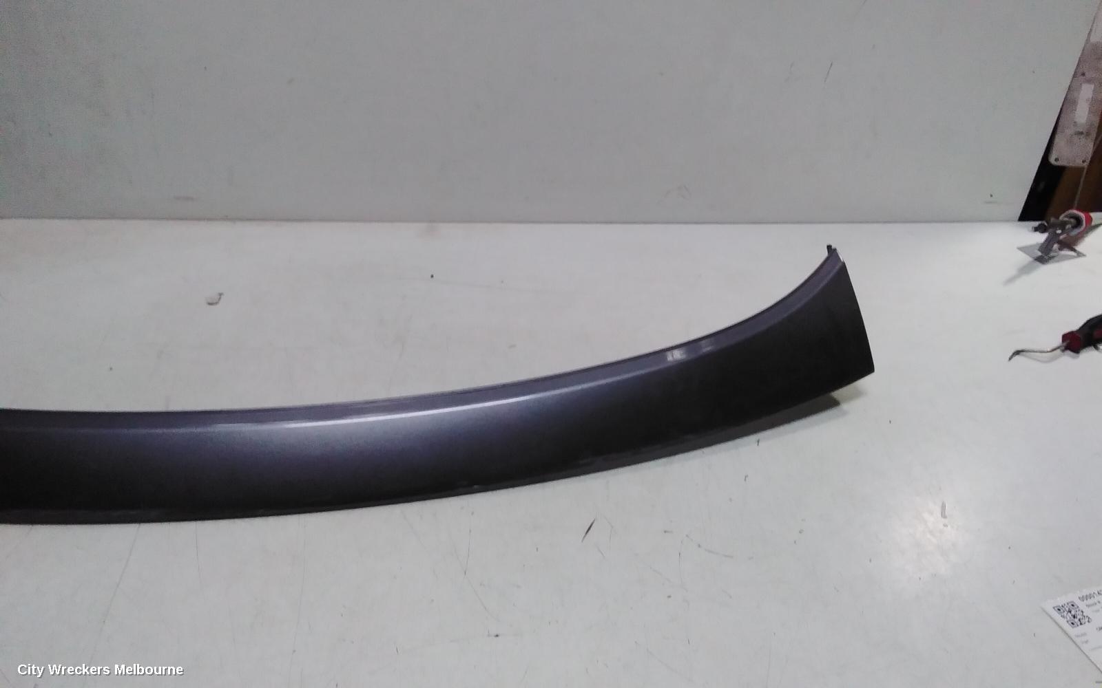 CHERY OMODA 5 REAR GARNISH, T34/T19C, TAILGATE LAMP (CENTRE), W/ LED TYPE, OMODA BADGE, 12/2022 ONWARDS