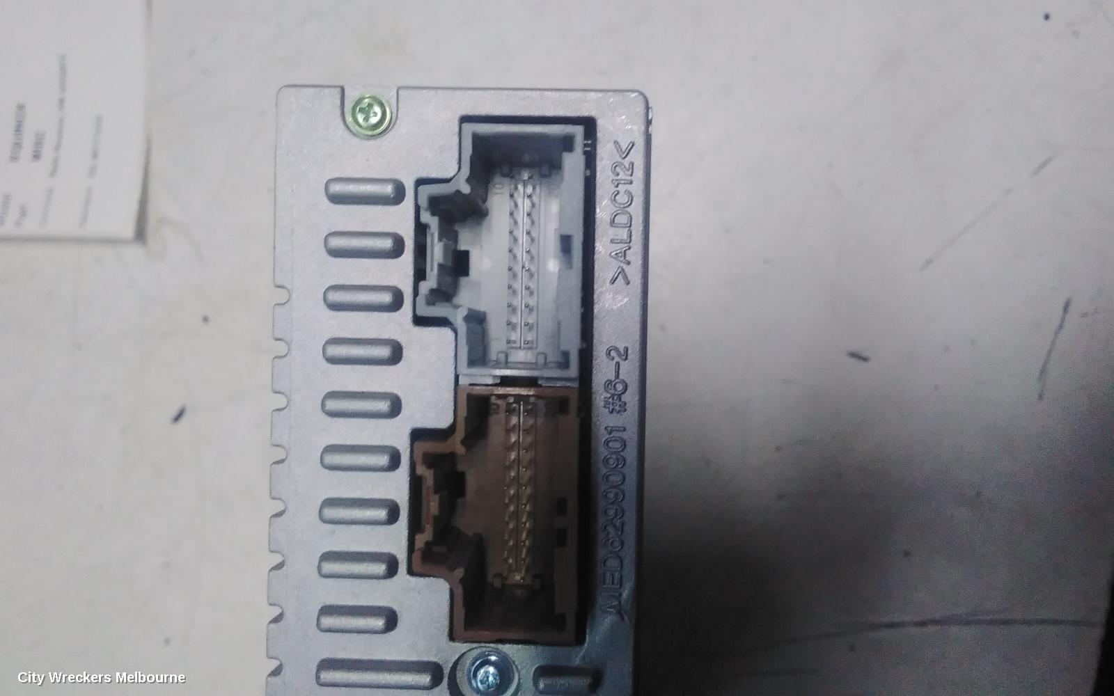 HOLDEN EQUINOX, EQ, 09/2017 - 12/2020, RADIO RECEIVER, P/N 42532873: 143982