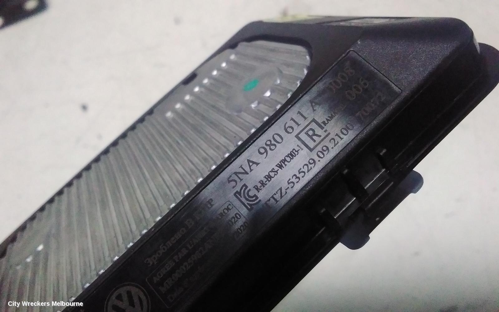 VOLKSWAGEN GOLF, GEN 8, 09/2020 ONWARDS, 5NA980611A WIRELESS CHARGER MODULE : 144004