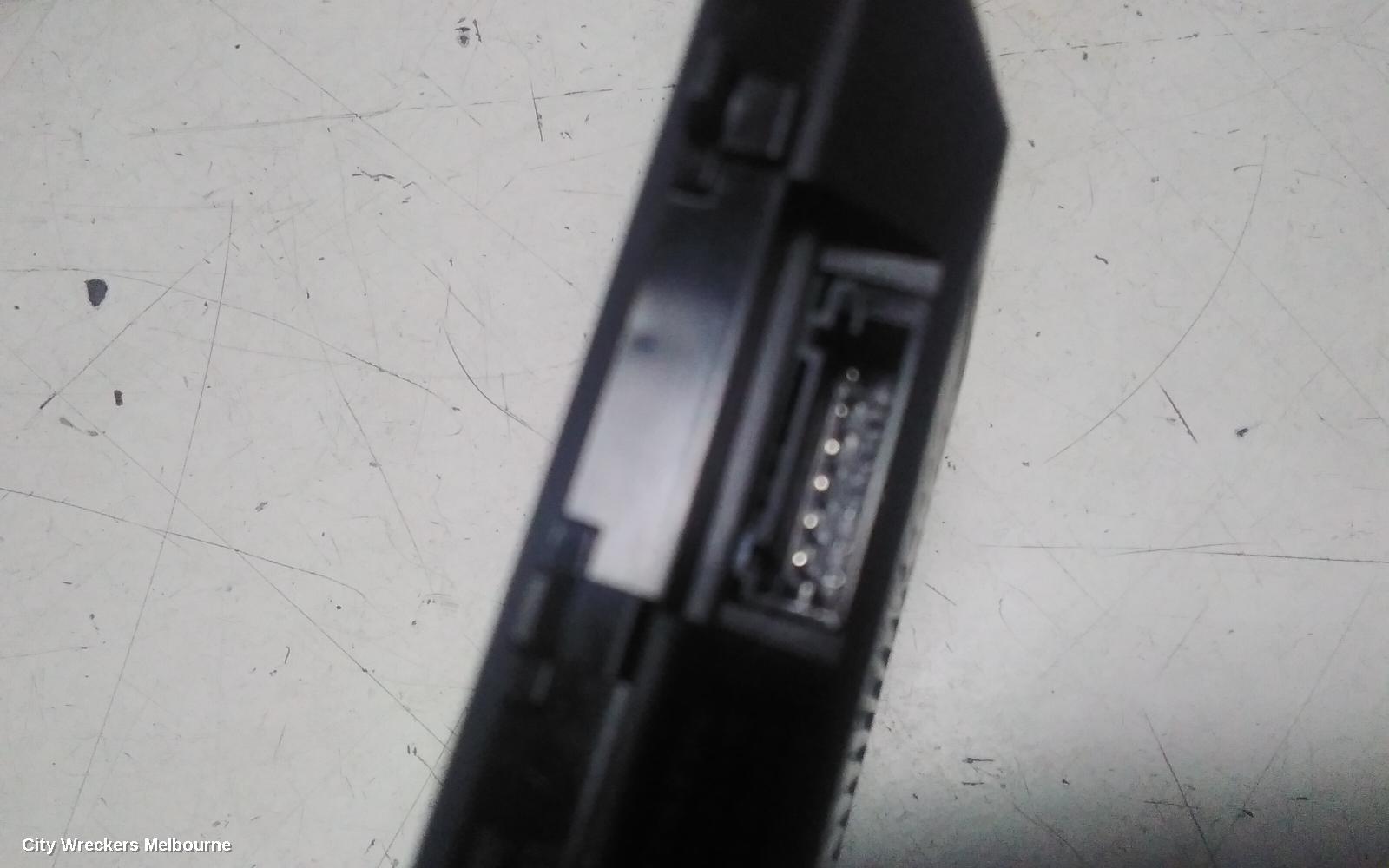 VOLKSWAGEN GOLF, GEN 8, 09/2020 ONWARDS, 5NA980611A WIRELESS CHARGER MODULE : 144004