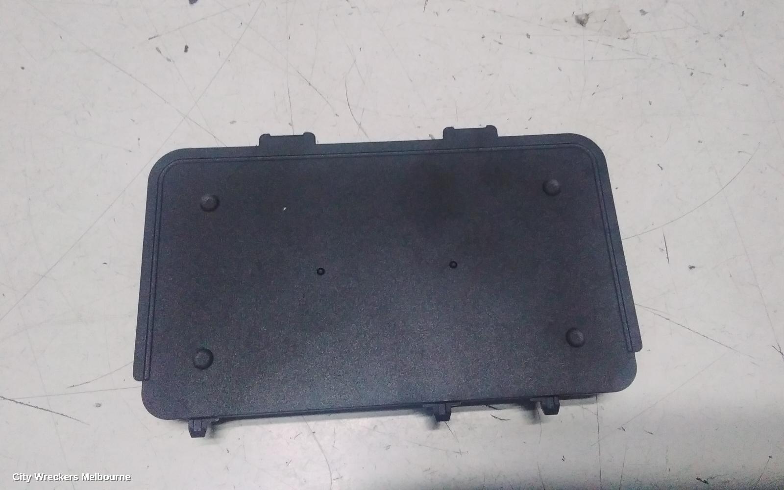 VOLKSWAGEN GOLF, GEN 8, 09/2020 ONWARDS, 5NA980611A WIRELESS CHARGER MODULE : 144004