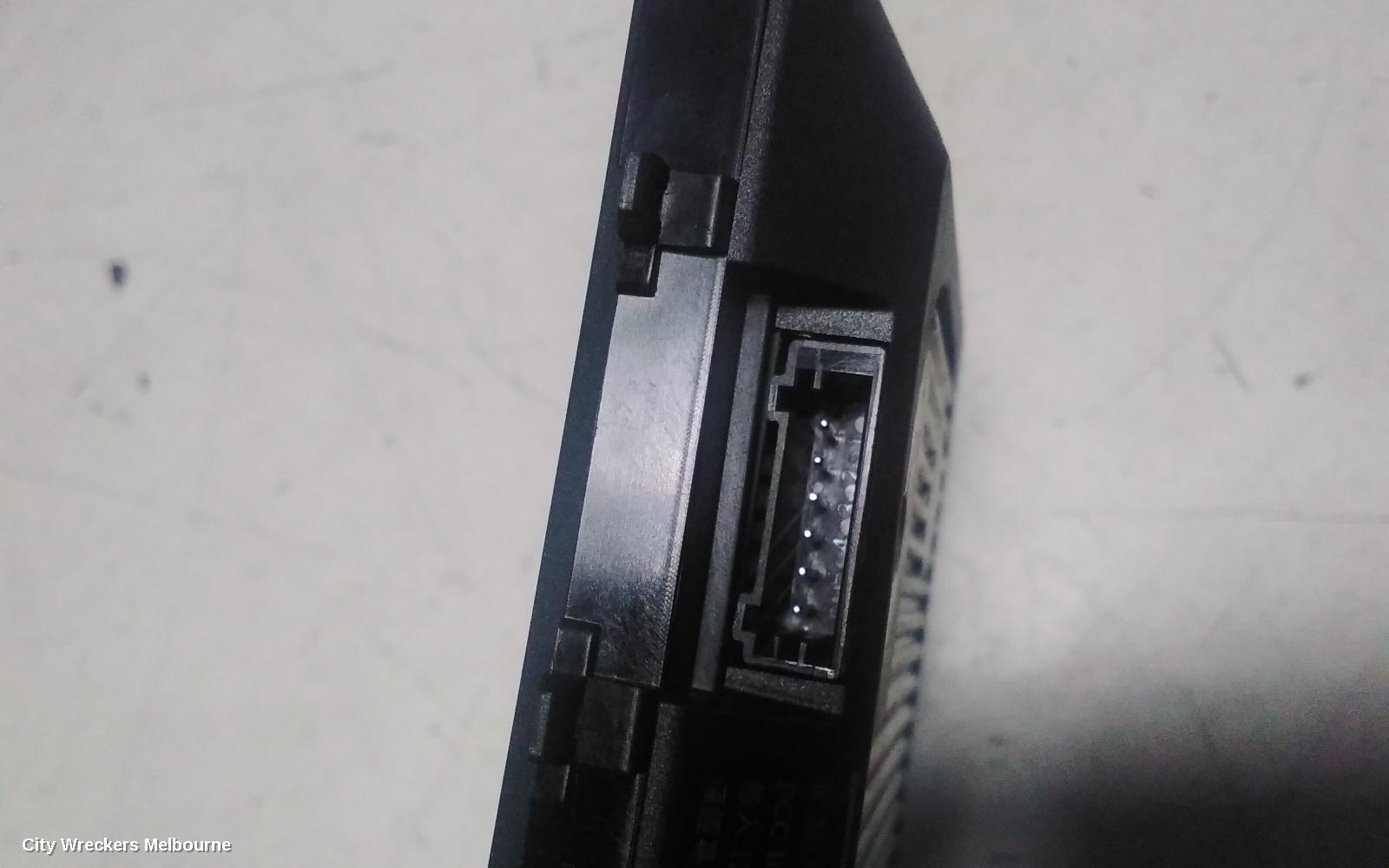 VOLKSWAGEN GOLF, GEN 8, 09/2020 ONWARDS, 5NA980611A WIRELESS CHARGER MODULE : 144004