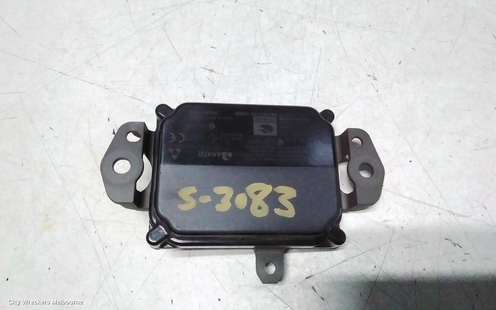 LEXUS UX REVERSE CAMERA, X10, 10/2018 ONWARDS