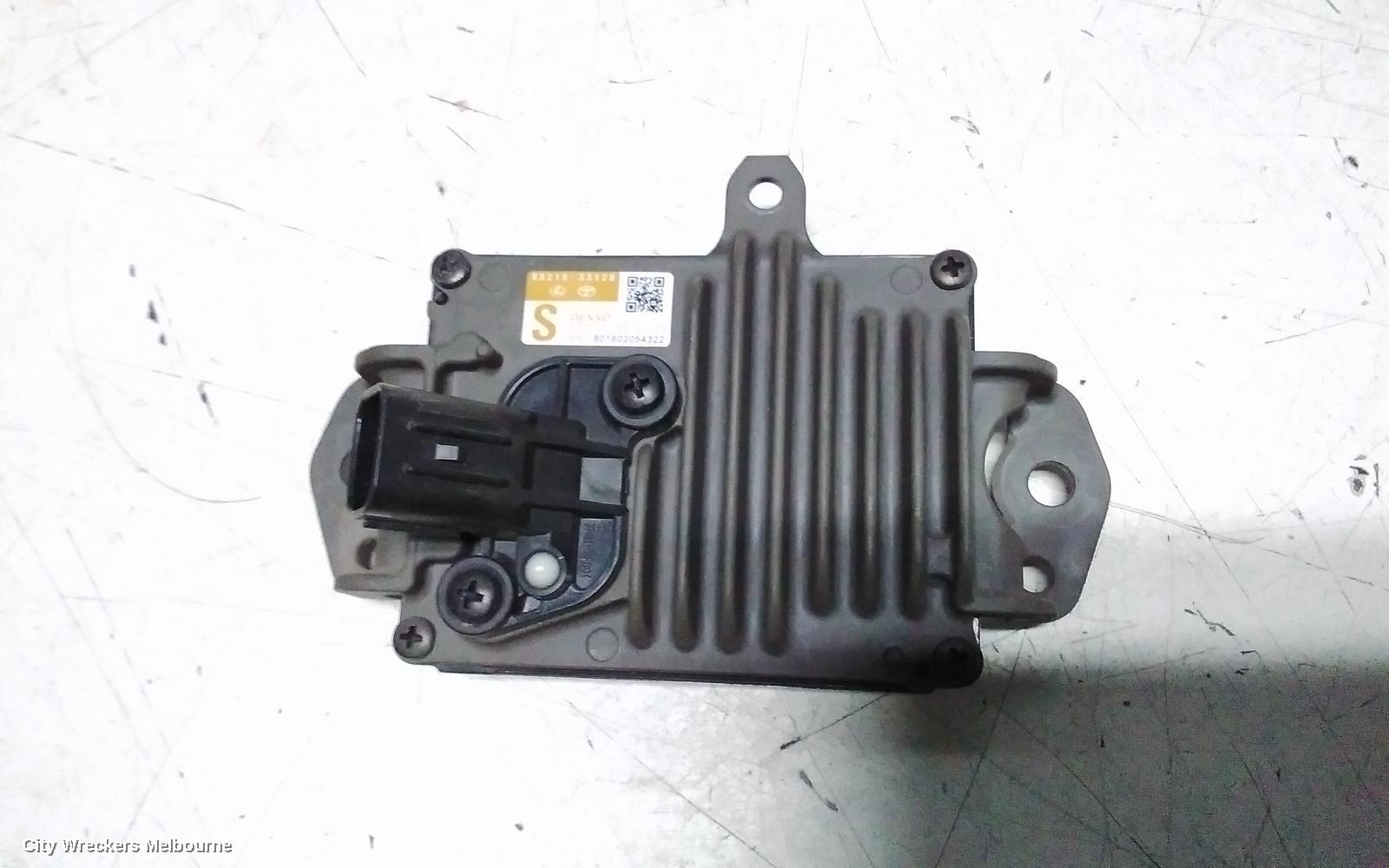 LEXUS UX REVERSE CAMERA, X10, 10/2018 ONWARDS