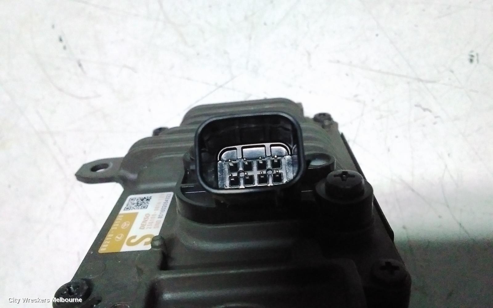 LEXUS UX REVERSE CAMERA, X10, 10/2018 ONWARDS