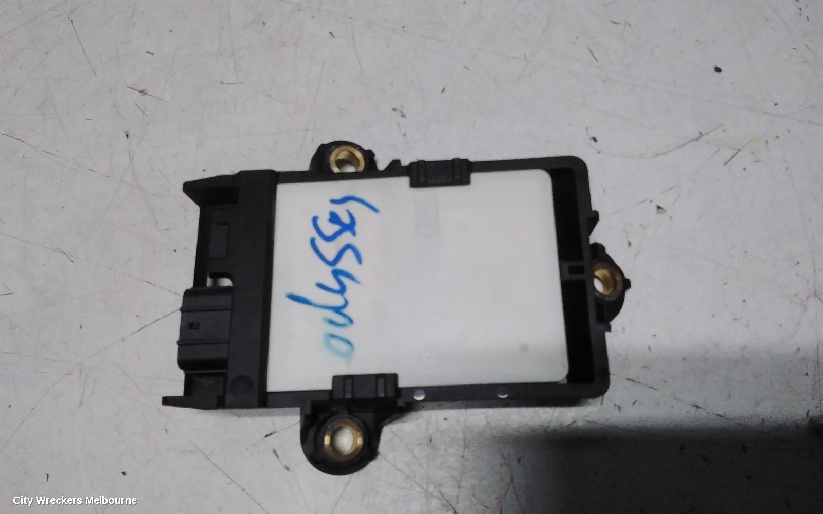 HONDA ODYSSEY, RC1, 02/2014 - 03/2022, 627853500F BLIND SPOT: 144015