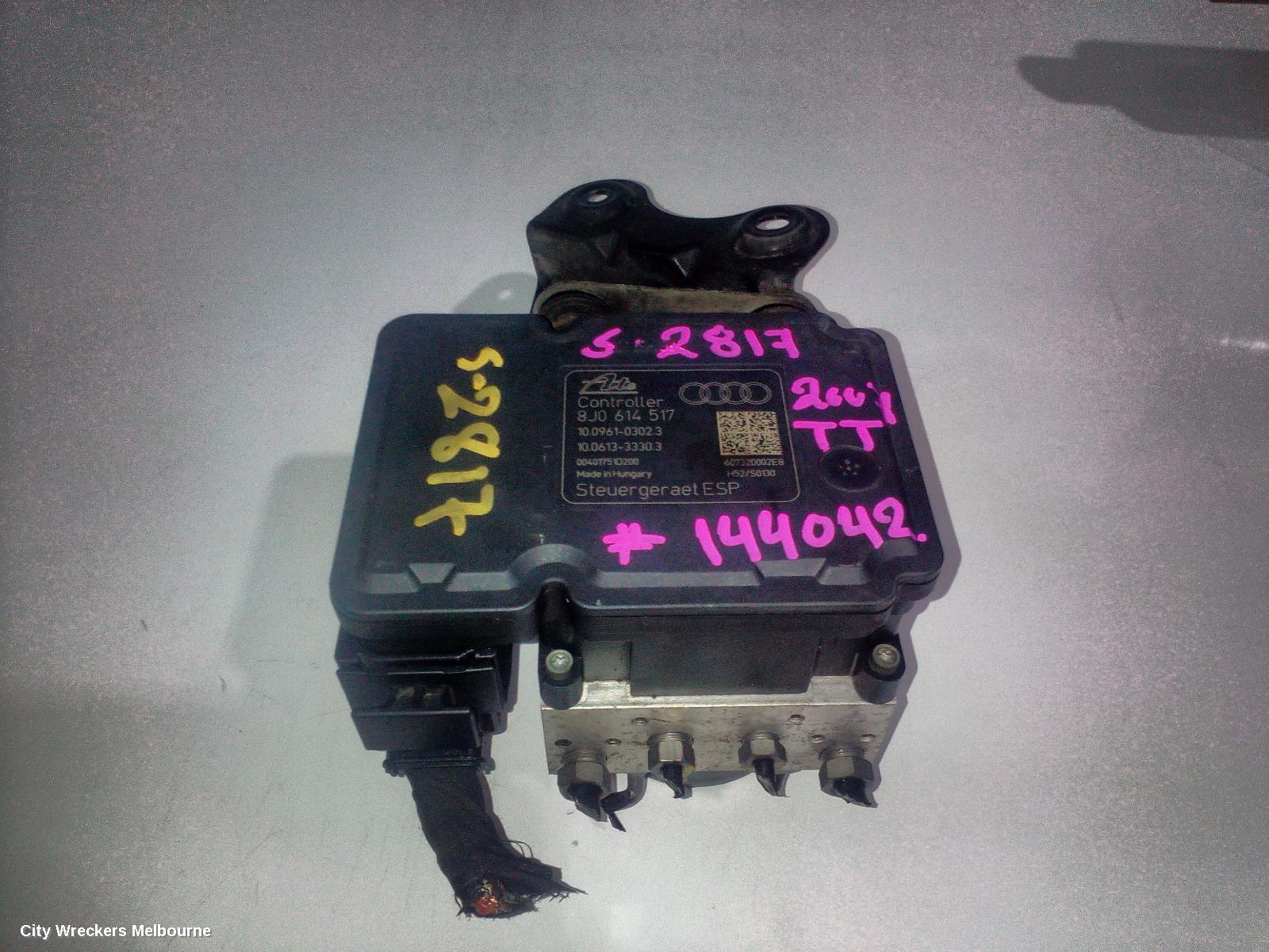 AUDI TT ABS PUMP/MODULATOR, 8J, P/N 8J0614517, 09/2006 ONWARDS