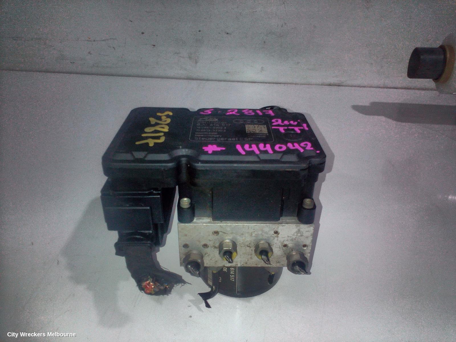 AUDI TT ABS PUMP/MODULATOR, 8J, P/N 8J0614517, 09/2006 ONWARDS