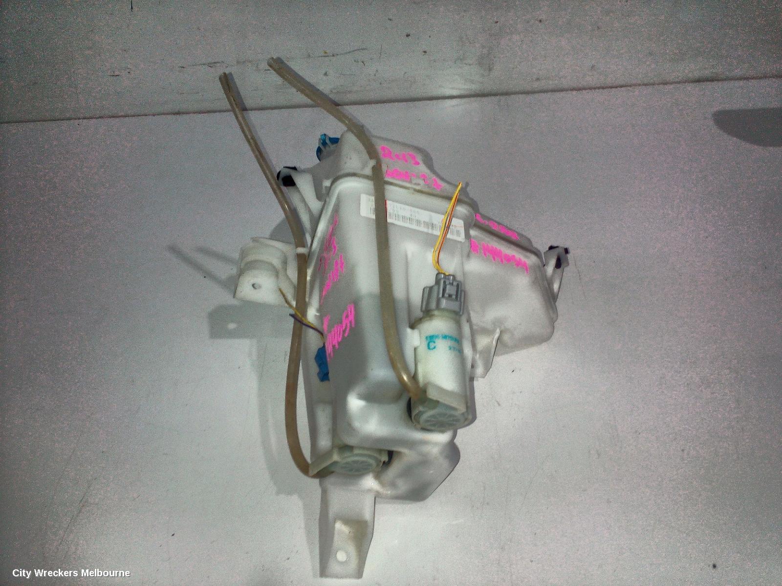 SUZUKI SWIFT WASHER BOTTLE, FZ, NON H/LAMP WASHER (RH SIDE), 08/2010 - 03/2017
