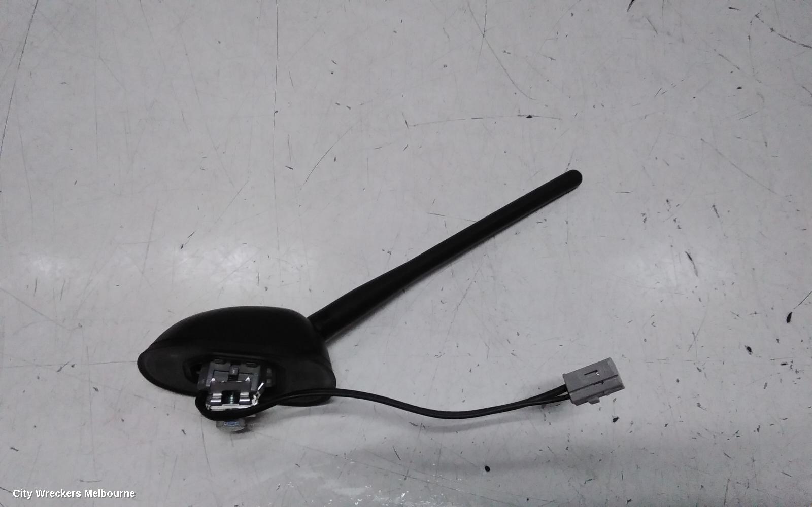 SUZUKI SWIFT ANTENNA, FZ, ROOF MOUNT, 08/2010 - 03/2017