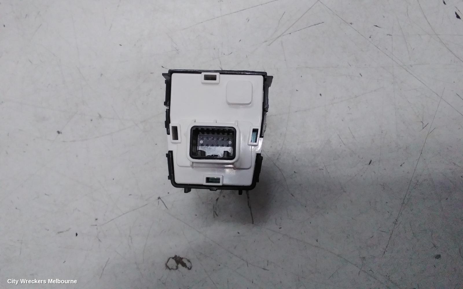 KIA CERATO, BD, MIRROR SWITCH, W/ POWER FOLD TYPE, 04/2018 - 09/2024