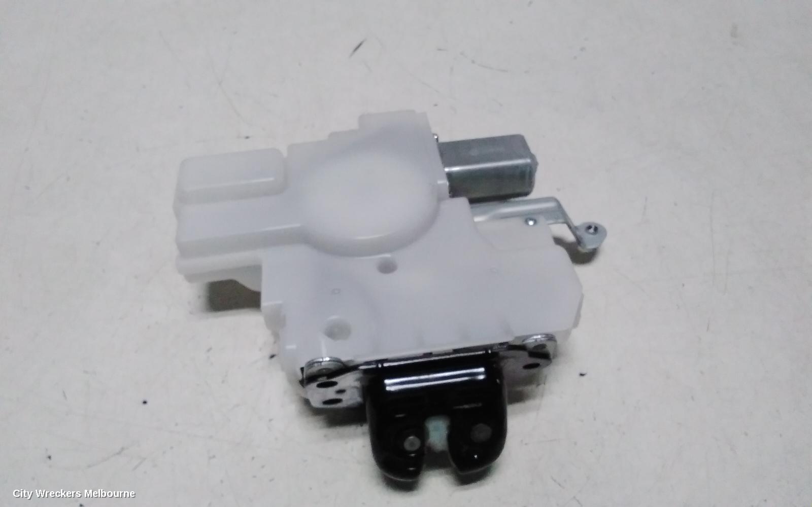 NISSAN PATROL DOOR/BOOT/GATE LOCK, Y62, TAILGATE LOCK, 05/2017 ONWARDS