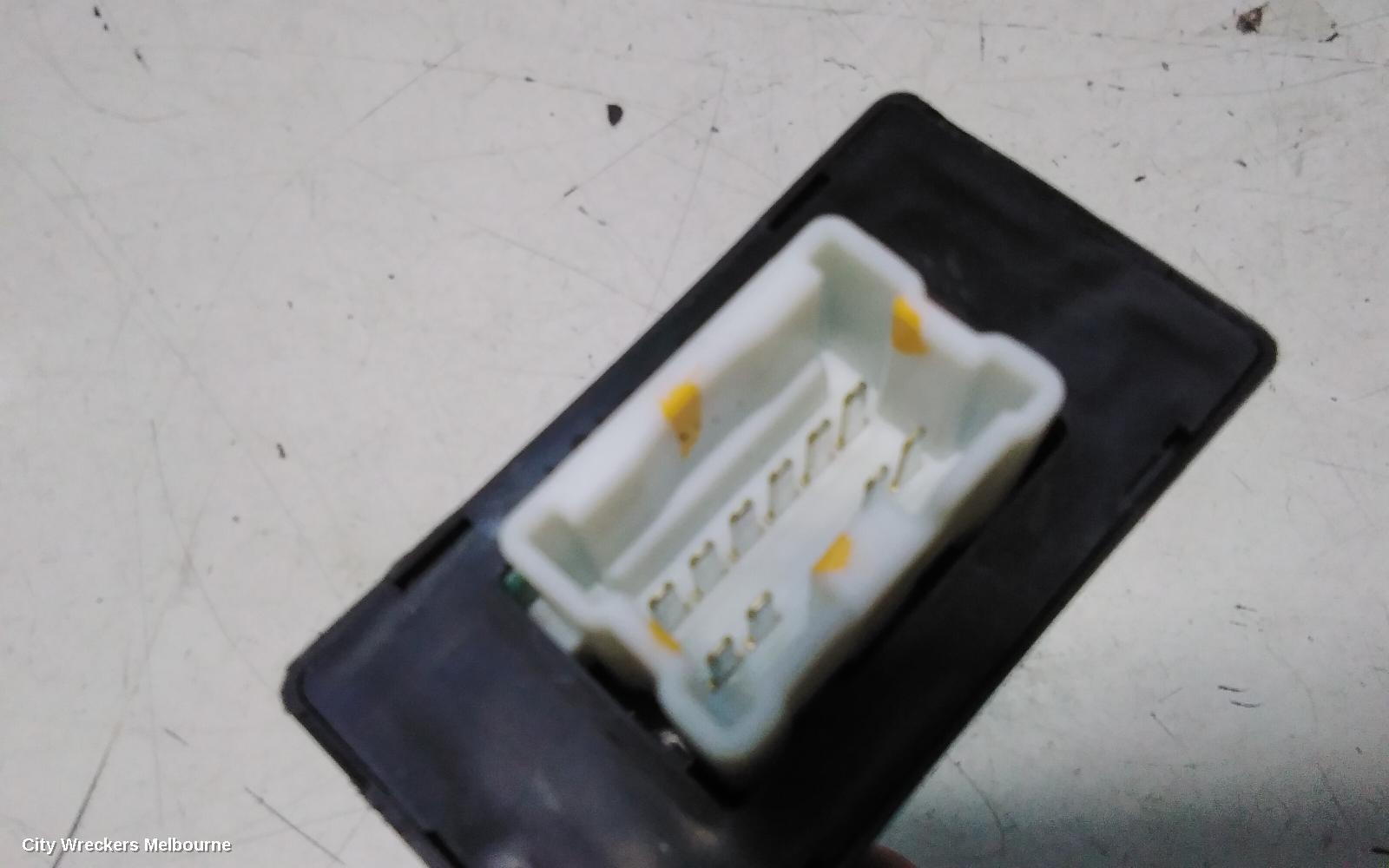 NISSAN PATROL, Y62, 11/2012 ONWARDS, 28450-AQ000 MODULE DOOR CENTRAL LOCK CONTROL UNIT ANTI-THEFT: 144158