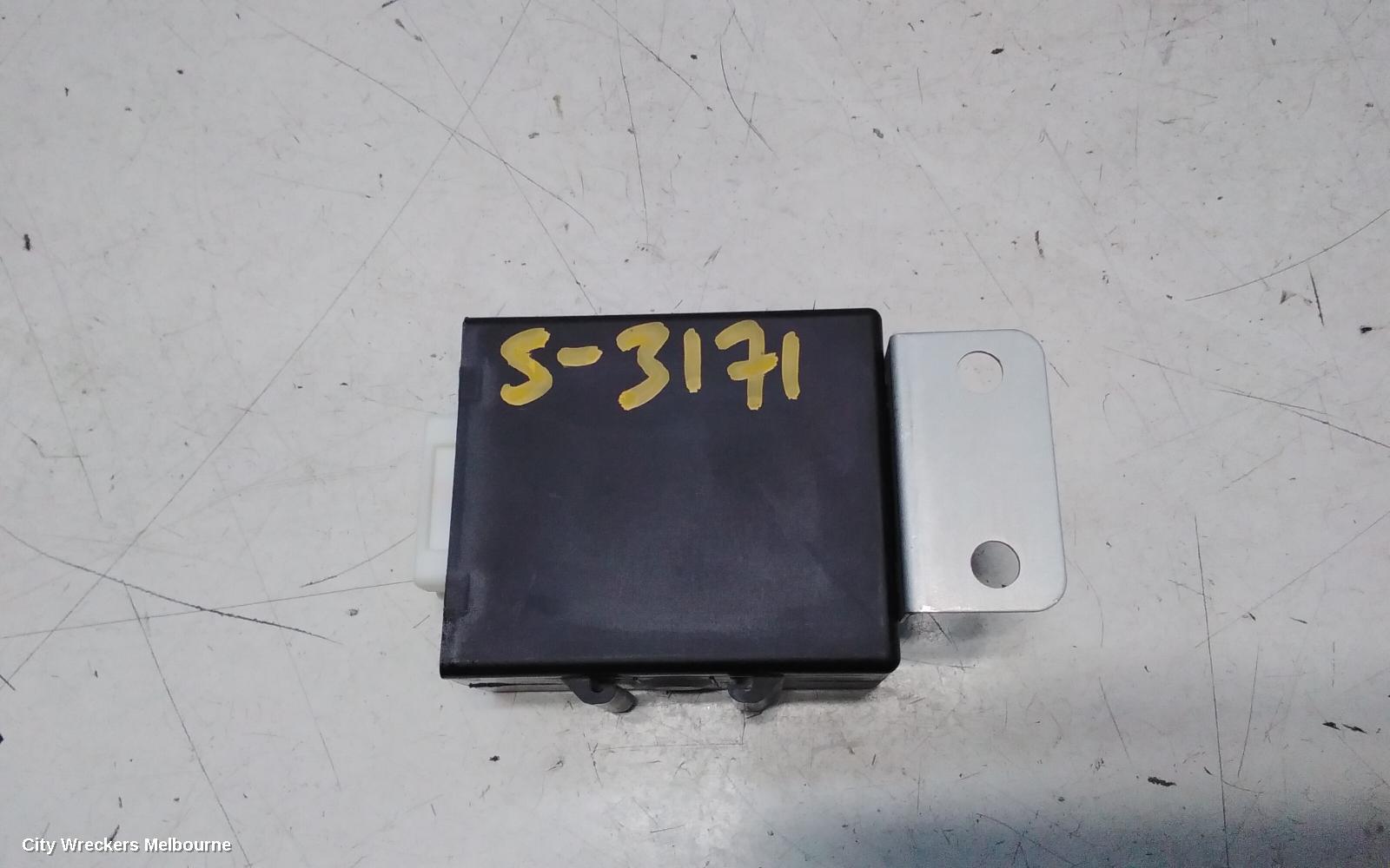 NISSAN PATROL, Y62, 11/2012 ONWARDS, 28450-AQ000 MODULE DOOR CENTRAL LOCK CONTROL UNIT ANTI-THEFT: 144158