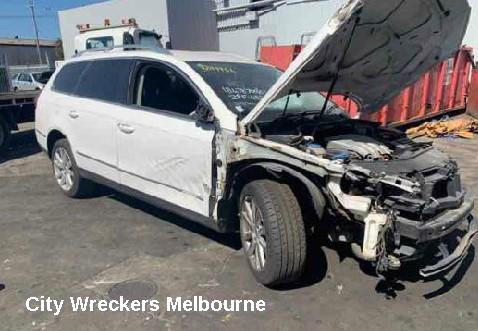 VOLKSWAGEN PASSAT LEFT FRONT DOOR, 3C/MK6 B6, SEDAN/WAGON, 03/2006 - 09/2010