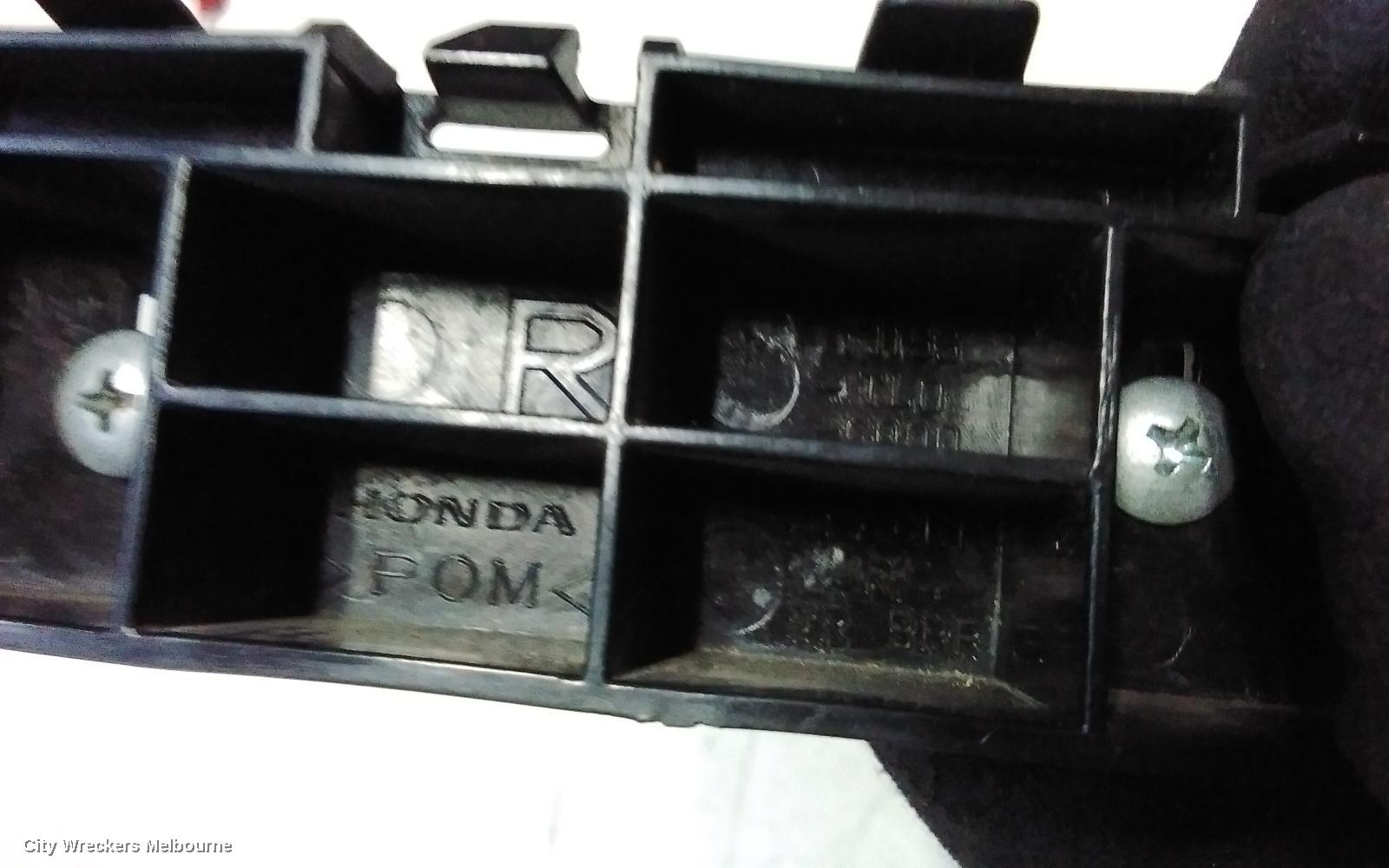 HONDA ACCORD, 8TH GENERATION 02/2008 - 04/2013, RHF BAR RETAINER : 145077